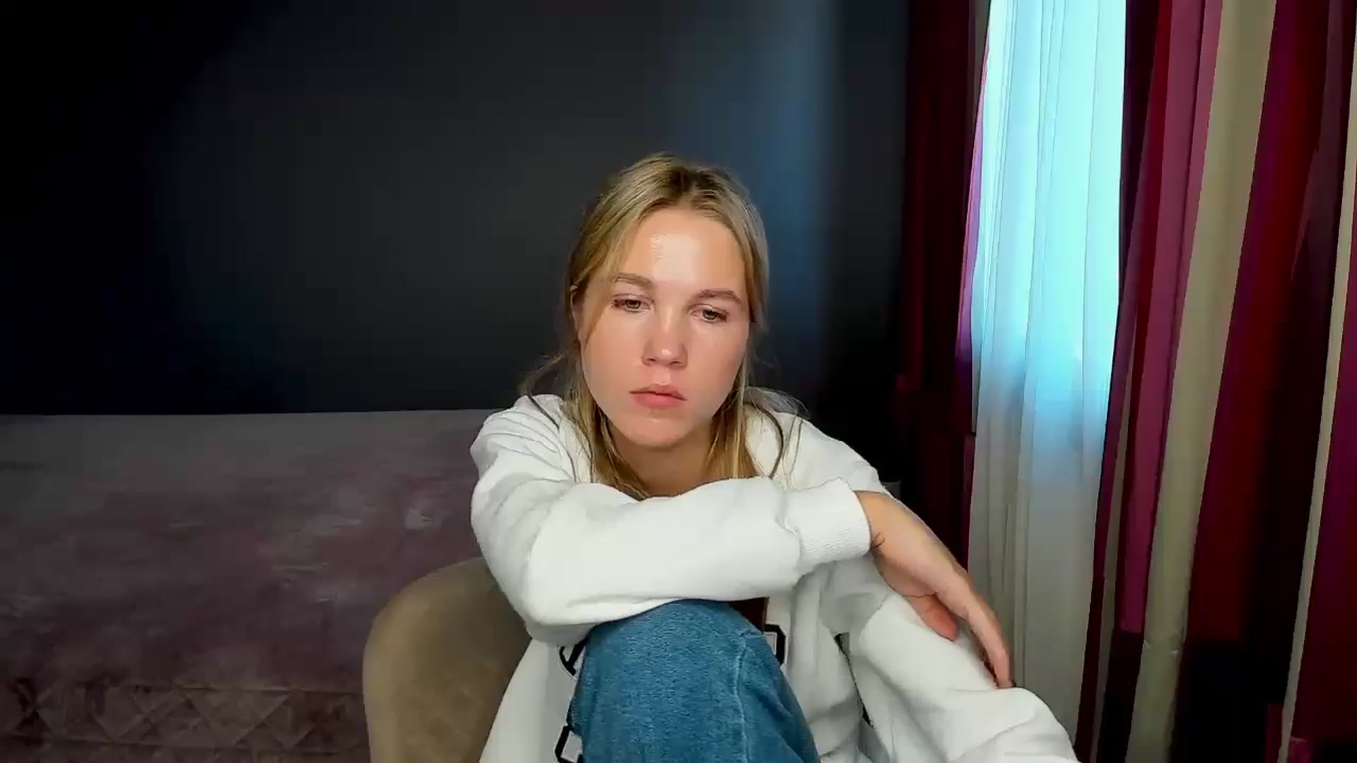Gallery image thumbnail from Kate_Lewiss's myfreecams stream on, 11/07/2024, 11:38 image 7 of 20