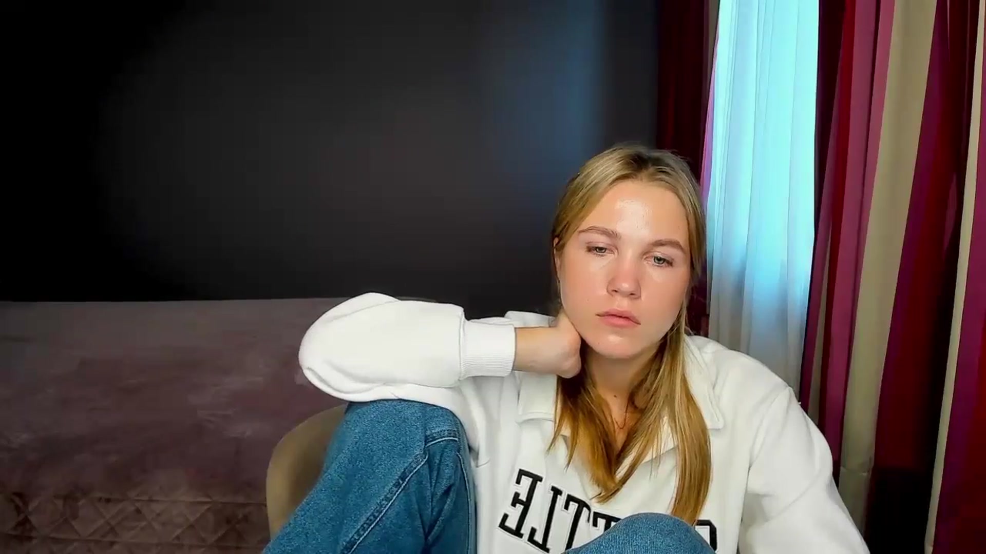 Gallery image thumbnail from Kate_Lewiss's myfreecams stream on, 11/07/2024, 12:01 image 11 of 20