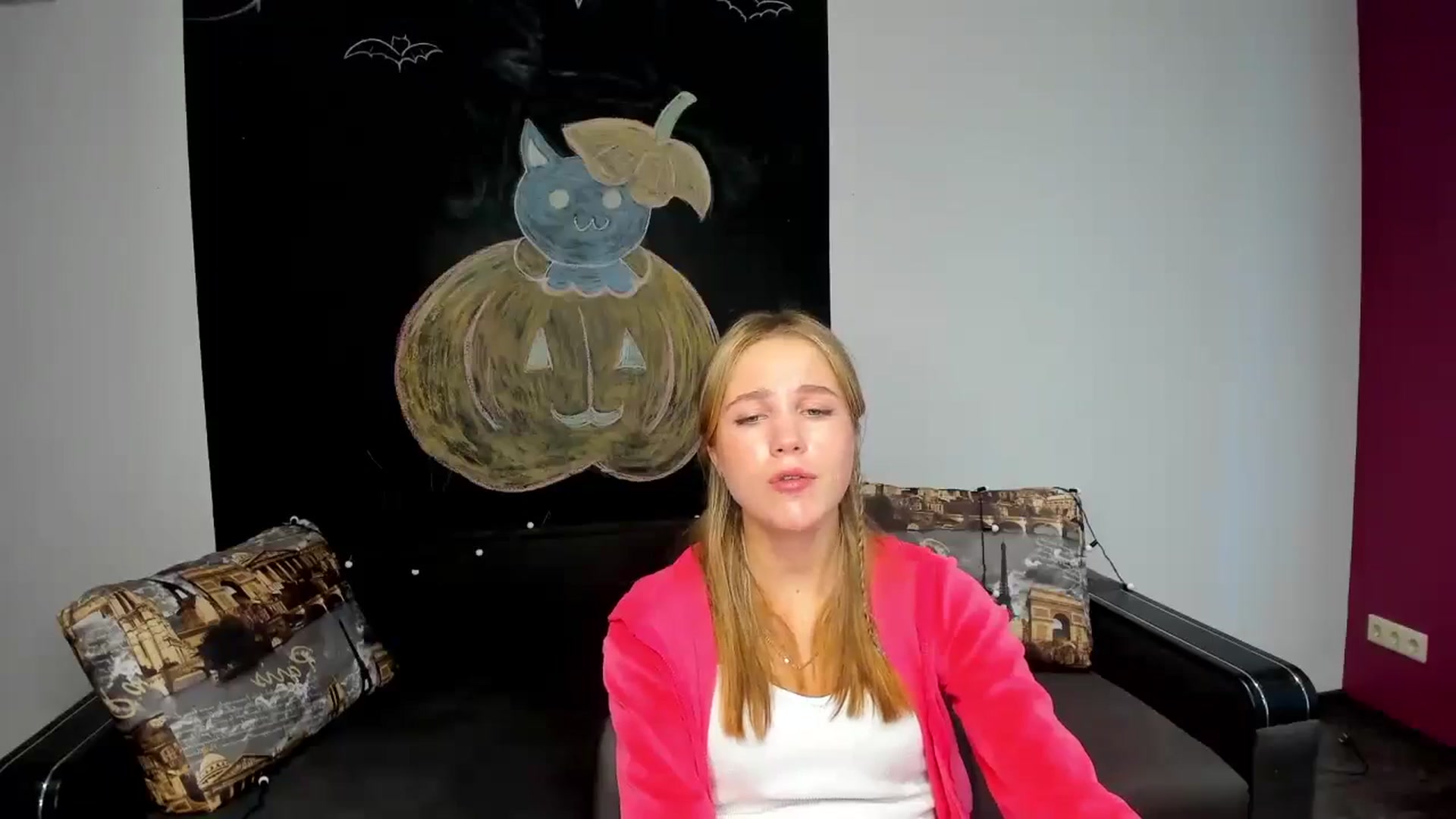 Gallery image thumbnail from Kate_Lewiss's myfreecams stream on, 11/08/2024, 12:04 image 10 of 20