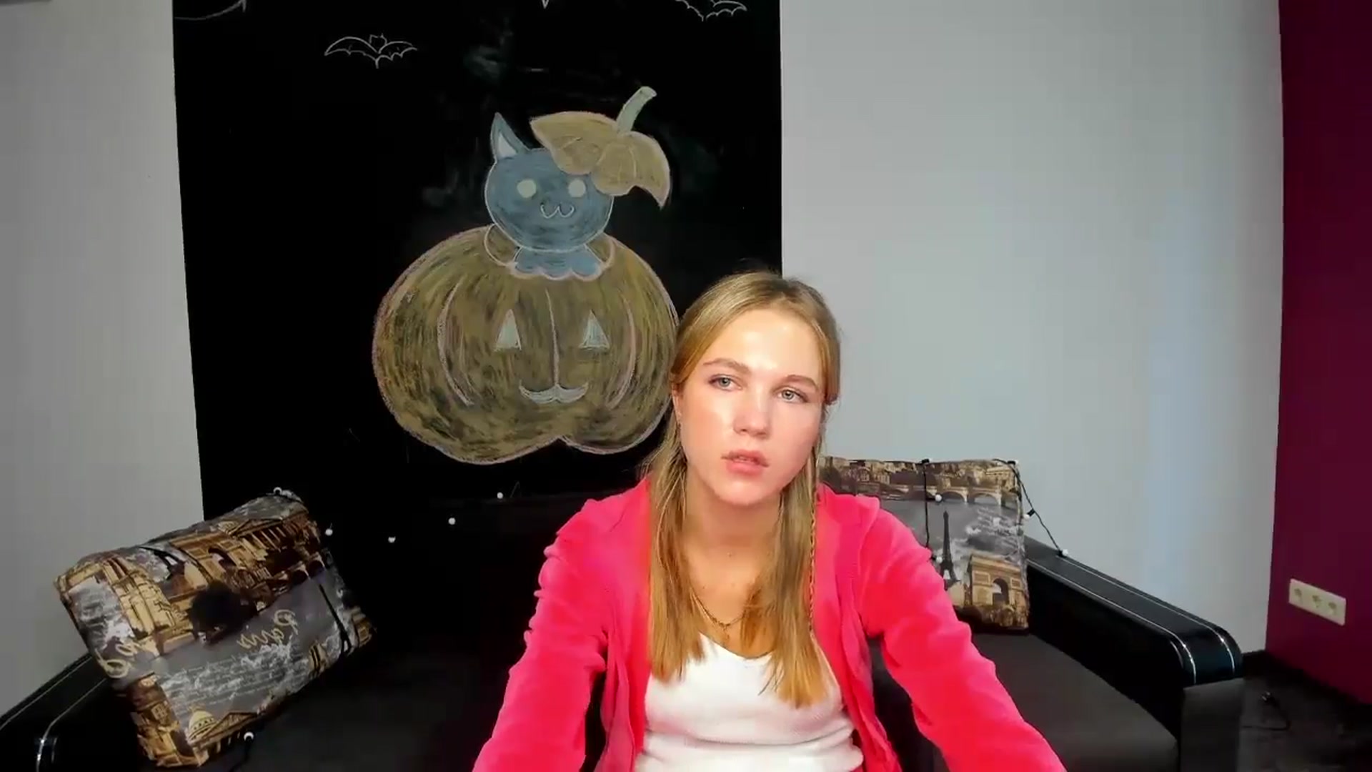 Gallery image thumbnail from Kate_Lewiss's myfreecams stream on, 11/08/2024, 12:04 image 5 of 20