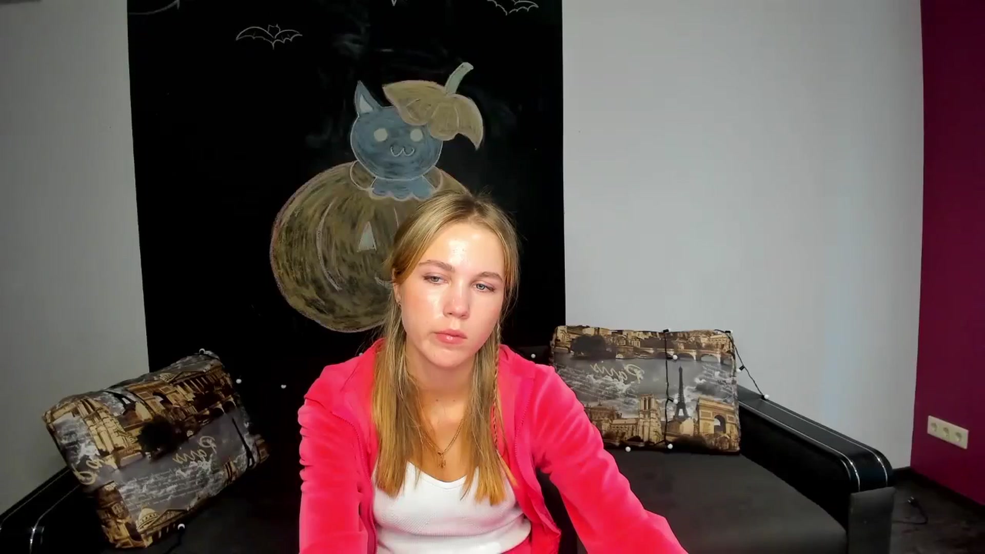 Gallery image thumbnail from Kate_Lewiss's myfreecams stream on, 11/08/2024, 12:04 image 17 of 20