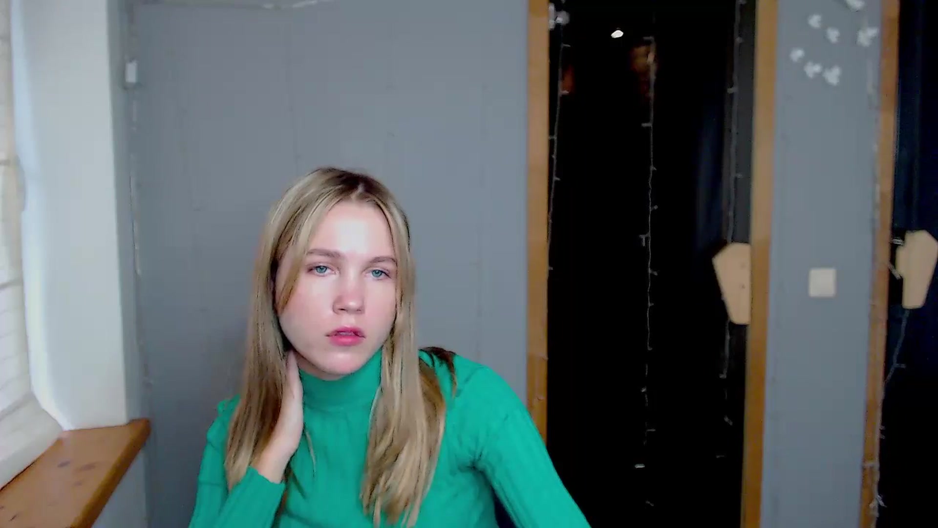 Gallery image thumbnail from Kate_Lewiss's myfreecams stream on, 11/10/2024, 09:49 image 12 of 20