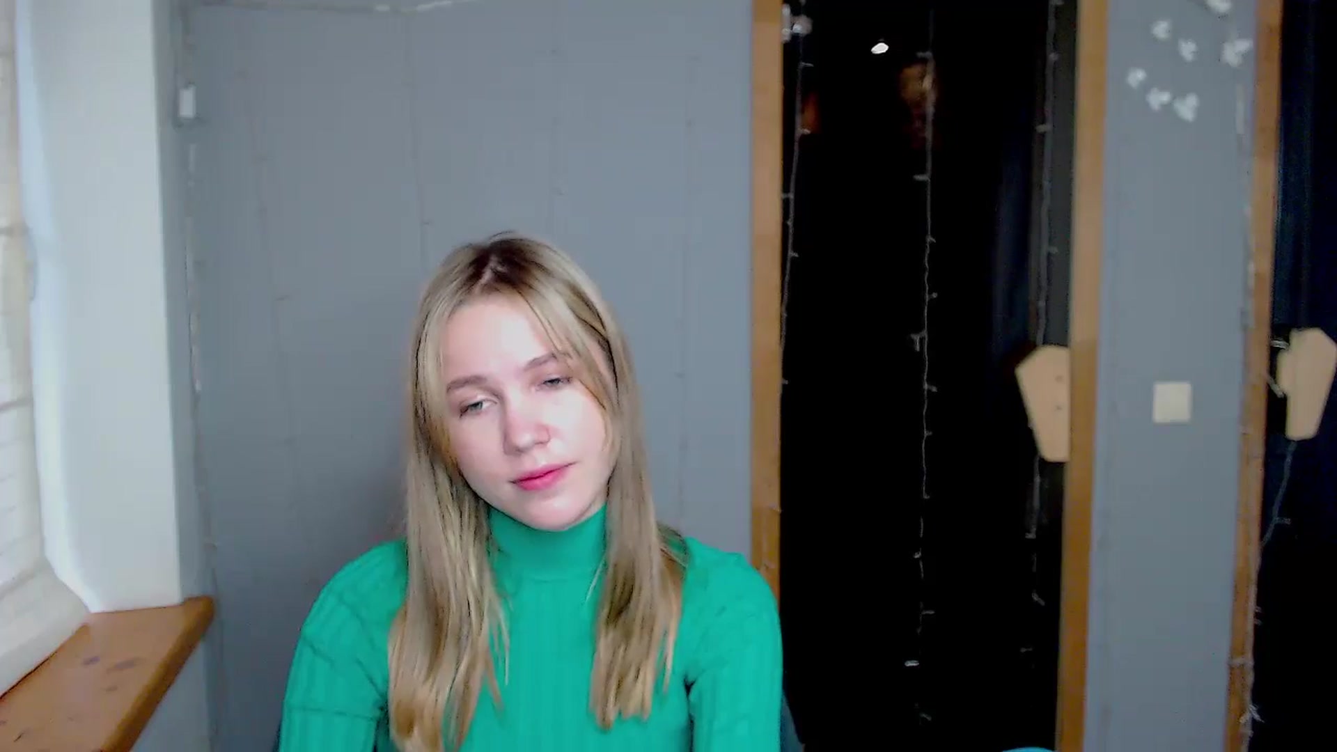 Gallery image thumbnail from Kate_Lewiss's myfreecams stream on, 11/10/2024, 09:49 image 16 of 20
