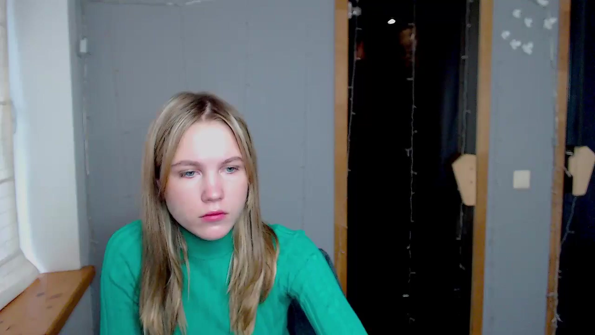 Gallery image thumbnail from Kate_Lewiss's myfreecams stream on, 11/10/2024, 09:49 image 1 of 20
