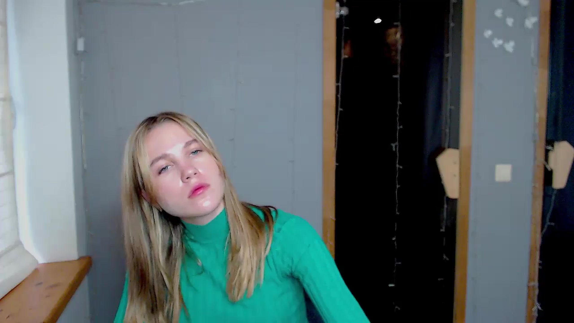 Gallery image thumbnail from Kate_Lewiss's myfreecams stream on, 11/10/2024, 09:49 image 11 of 20