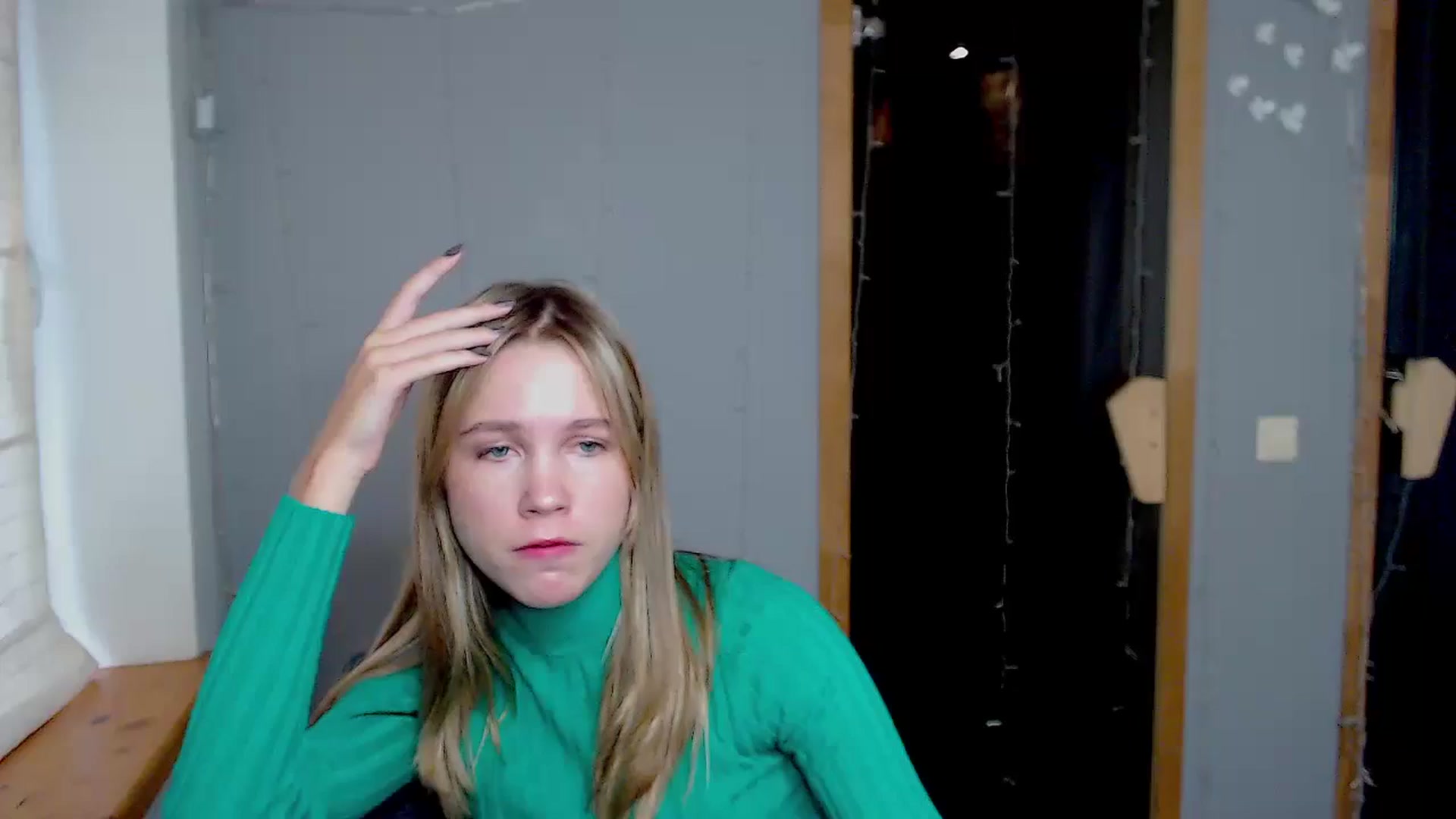 Gallery image thumbnail from Kate_Lewiss's myfreecams stream on, 11/10/2024, 10:02 image 18 of 20