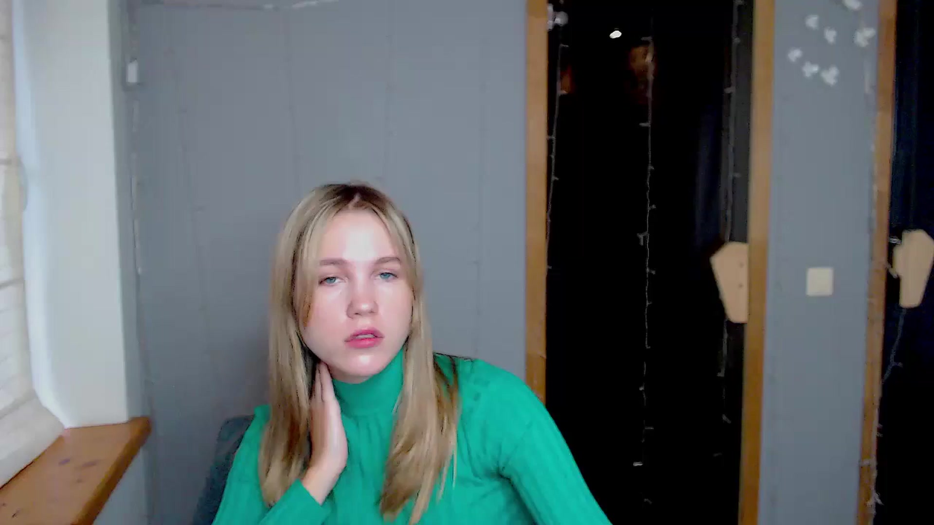 Gallery image thumbnail from Kate_Lewiss's myfreecams stream on, 11/10/2024, 10:02 image 3 of 20