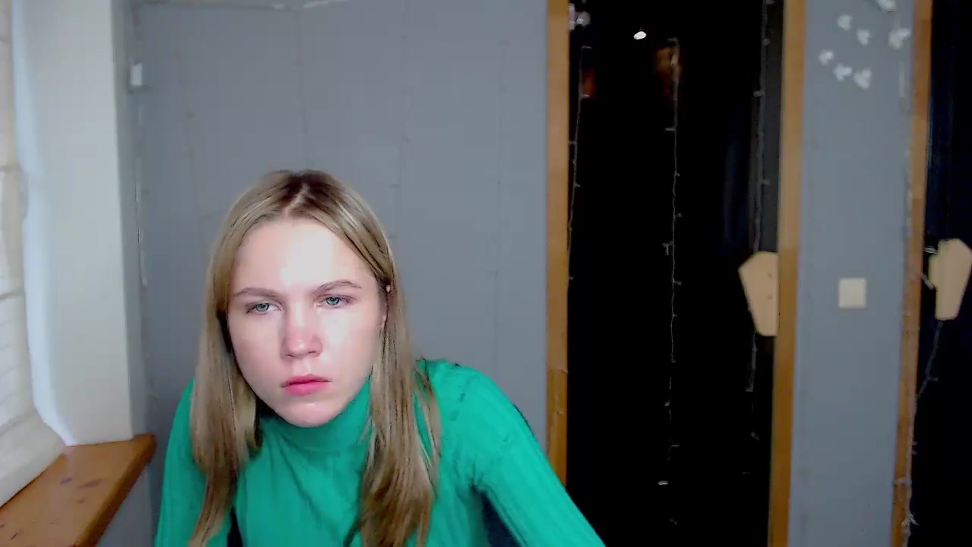 Gallery image thumbnail from Kate_Lewiss's myfreecams stream on, 11/10/2024, 12:14 image 11 of 20