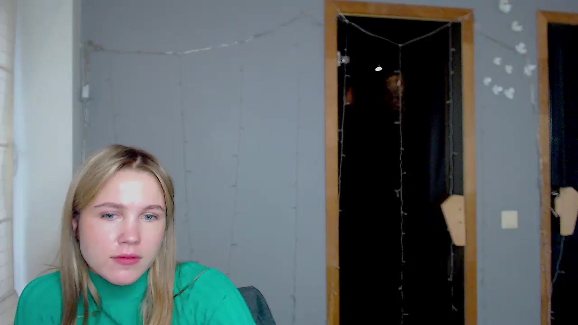 Gallery image thumbnail from Kate_Lewiss's myfreecams stream on, 11/10/2024, 12:14 image 19 of 20
