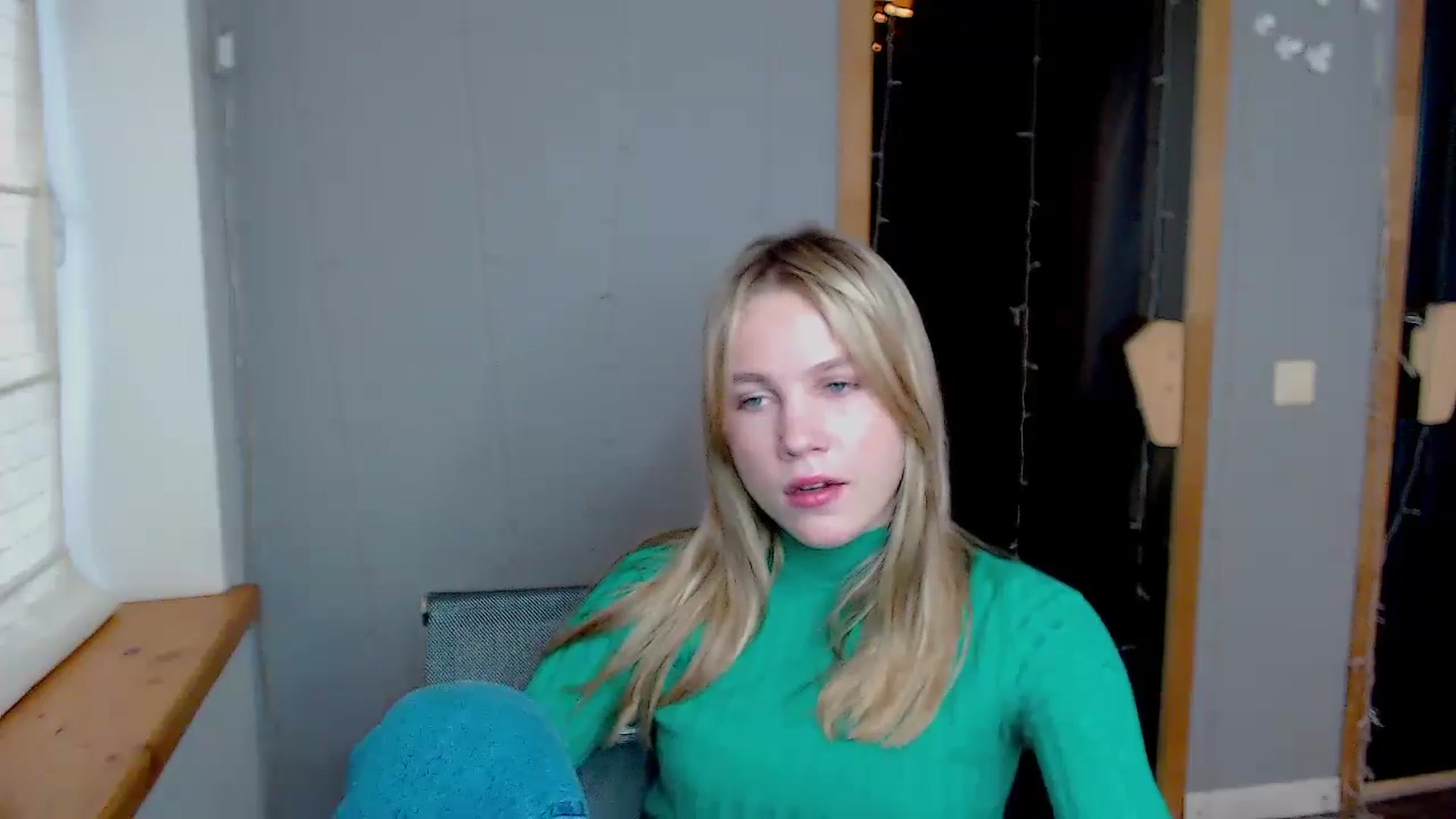 Gallery image thumbnail from Kate_Lewiss's myfreecams stream on, 11/12/2024, 09:16 image 7 of 20