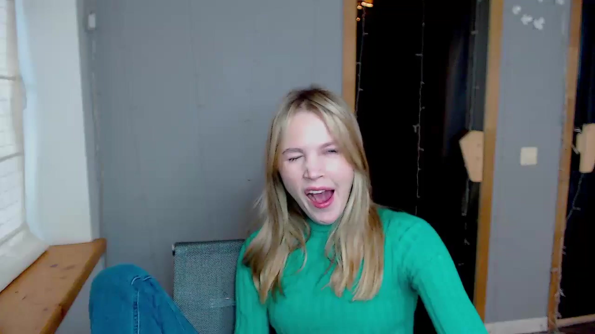 Gallery image thumbnail from Kate_Lewiss's myfreecams stream on, 11/12/2024, 09:16 image 4 of 20