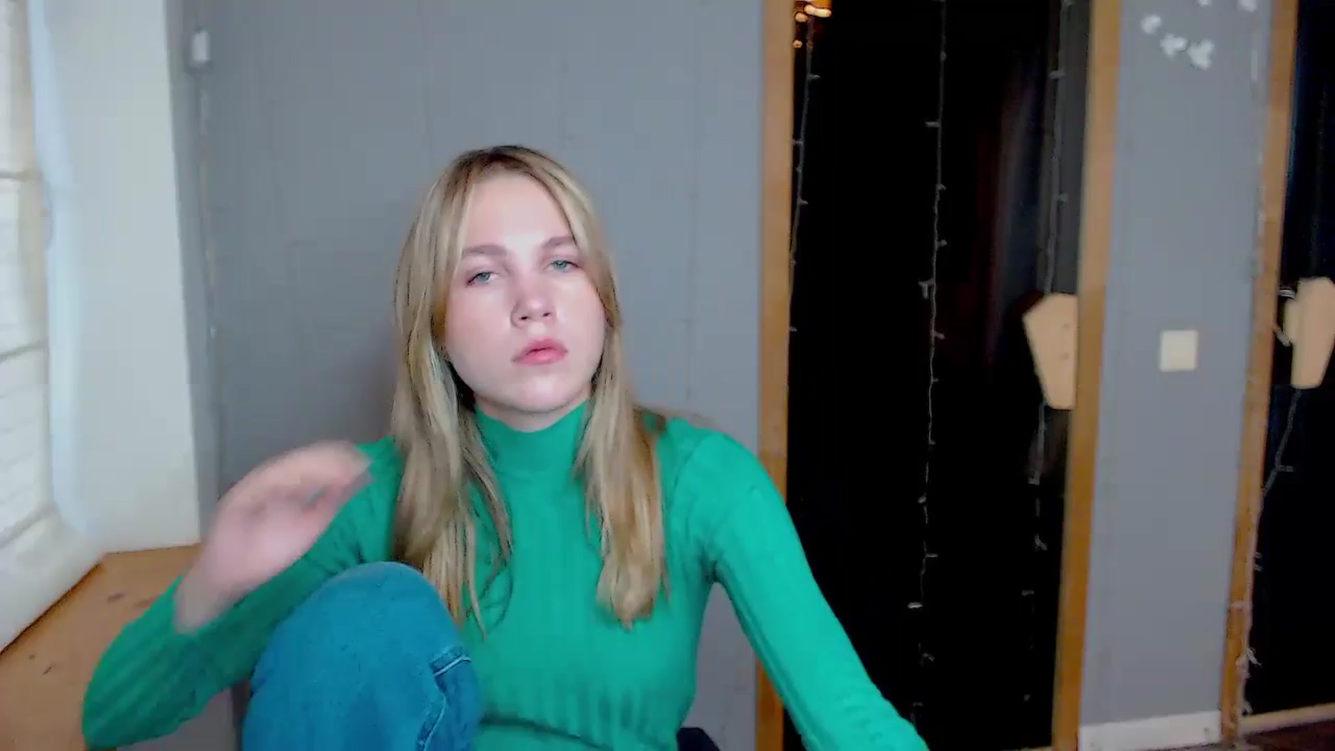 Gallery image thumbnail from Kate_Lewiss's myfreecams stream on, 11/12/2024, 10:16 image 19 of 20