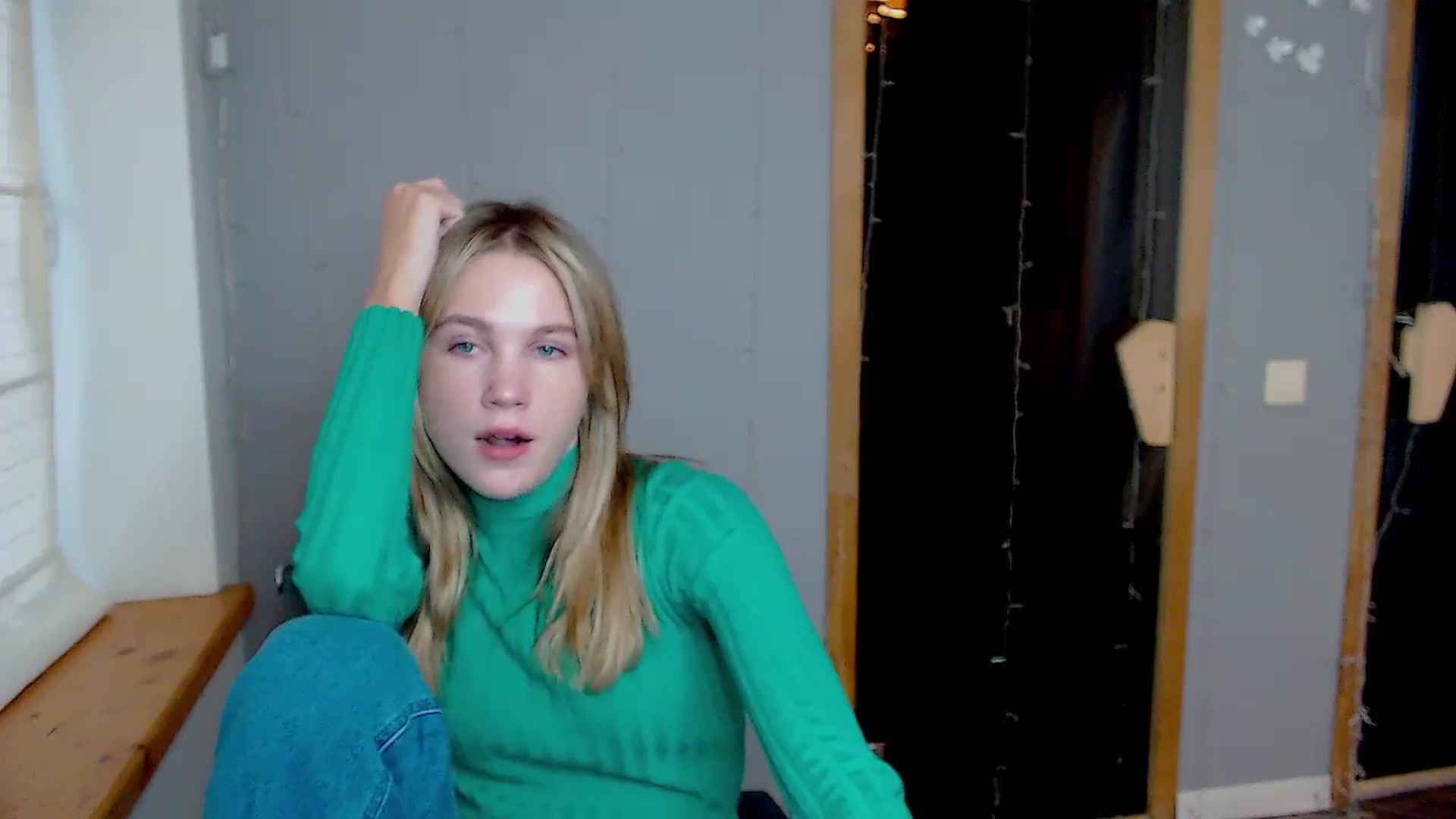 Gallery image thumbnail from Kate_Lewiss's myfreecams stream on, 11/12/2024, 12:12 image 3 of 20