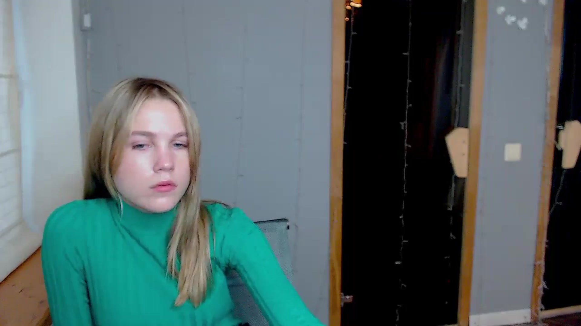 Gallery image thumbnail from Kate_Lewiss's myfreecams stream on, 11/12/2024, 12:12 image 12 of 20