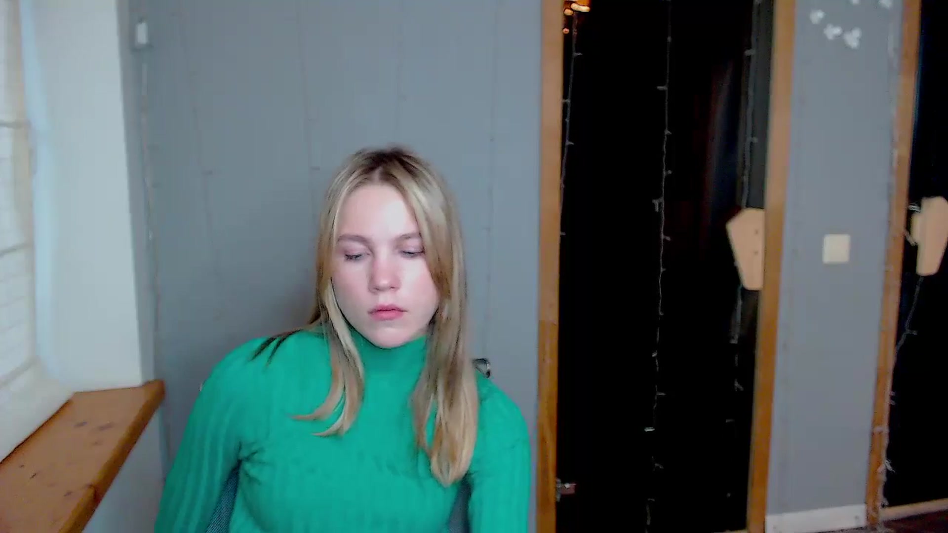 Gallery image thumbnail from Kate_Lewiss's myfreecams stream on, 11/12/2024, 12:12 image 10 of 20