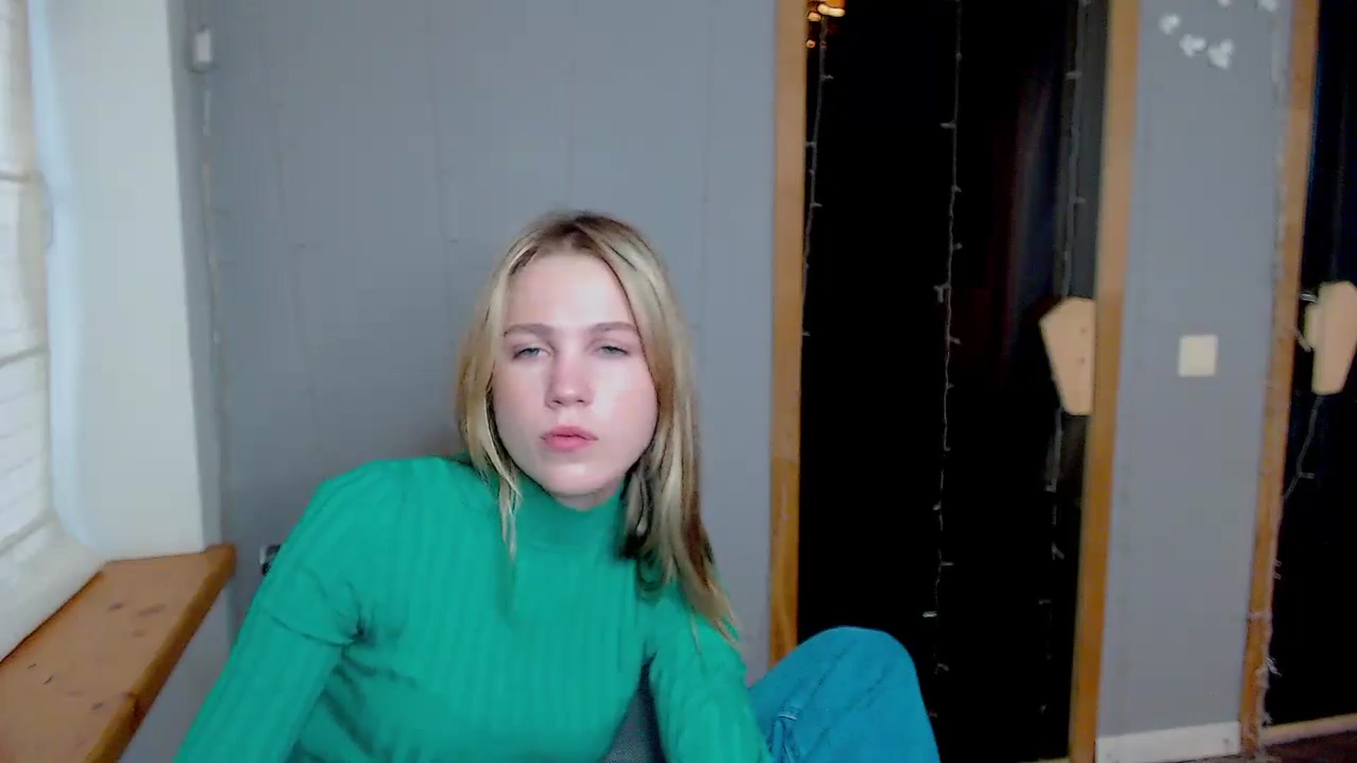 Gallery image thumbnail from Kate_Lewiss's myfreecams stream on, 11/12/2024, 12:12 image 18 of 20
