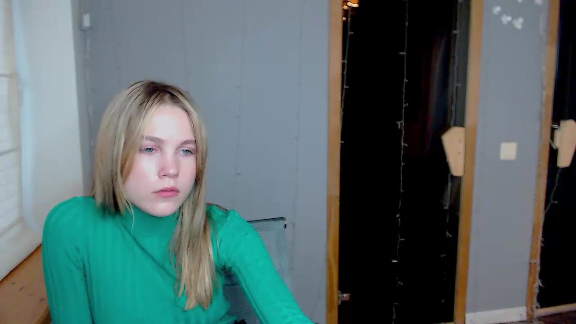 Gallery image thumbnail from Kate_Lewiss's myfreecams stream on, 11/12/2024, 12:12 image 13 of 20