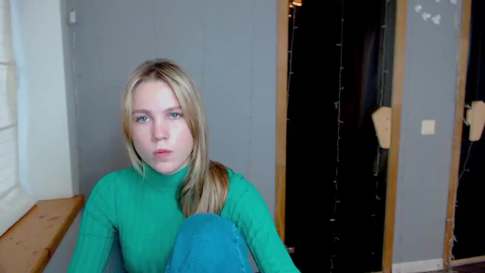 Gallery image thumbnail from Kate_Lewiss's myfreecams stream on, 11/12/2024, 12:12 image 20 of 20