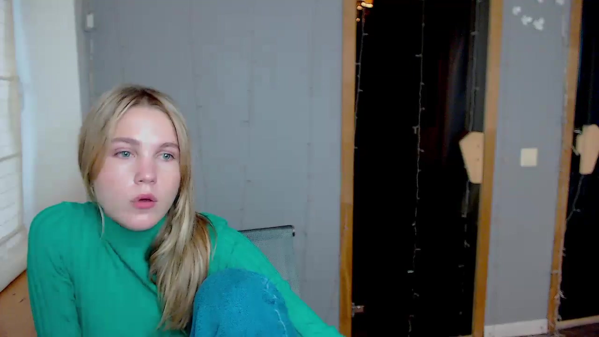 Gallery image thumbnail from Kate_Lewiss's myfreecams stream on, 11/12/2024, 12:12 image 19 of 20