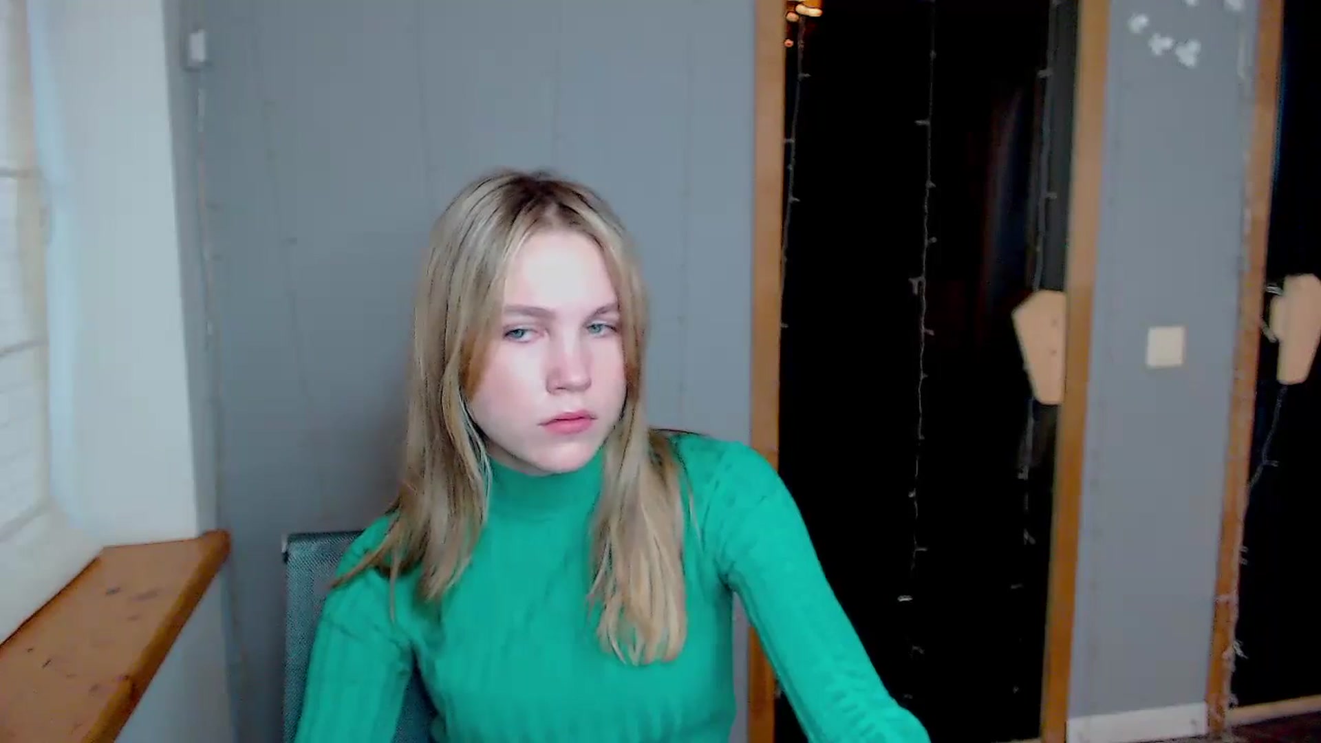 Gallery image thumbnail from Kate_Lewiss's myfreecams stream on, 11/12/2024, 12:12 image 11 of 20