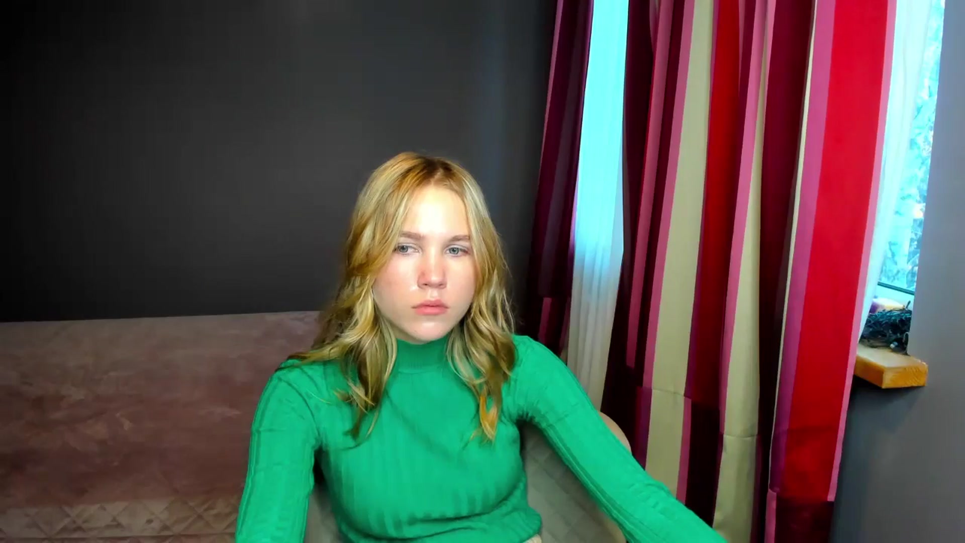 Gallery image thumbnail from Kate_Lewiss's myfreecams stream on, 11/16/2024, 13:28 image 10 of 20