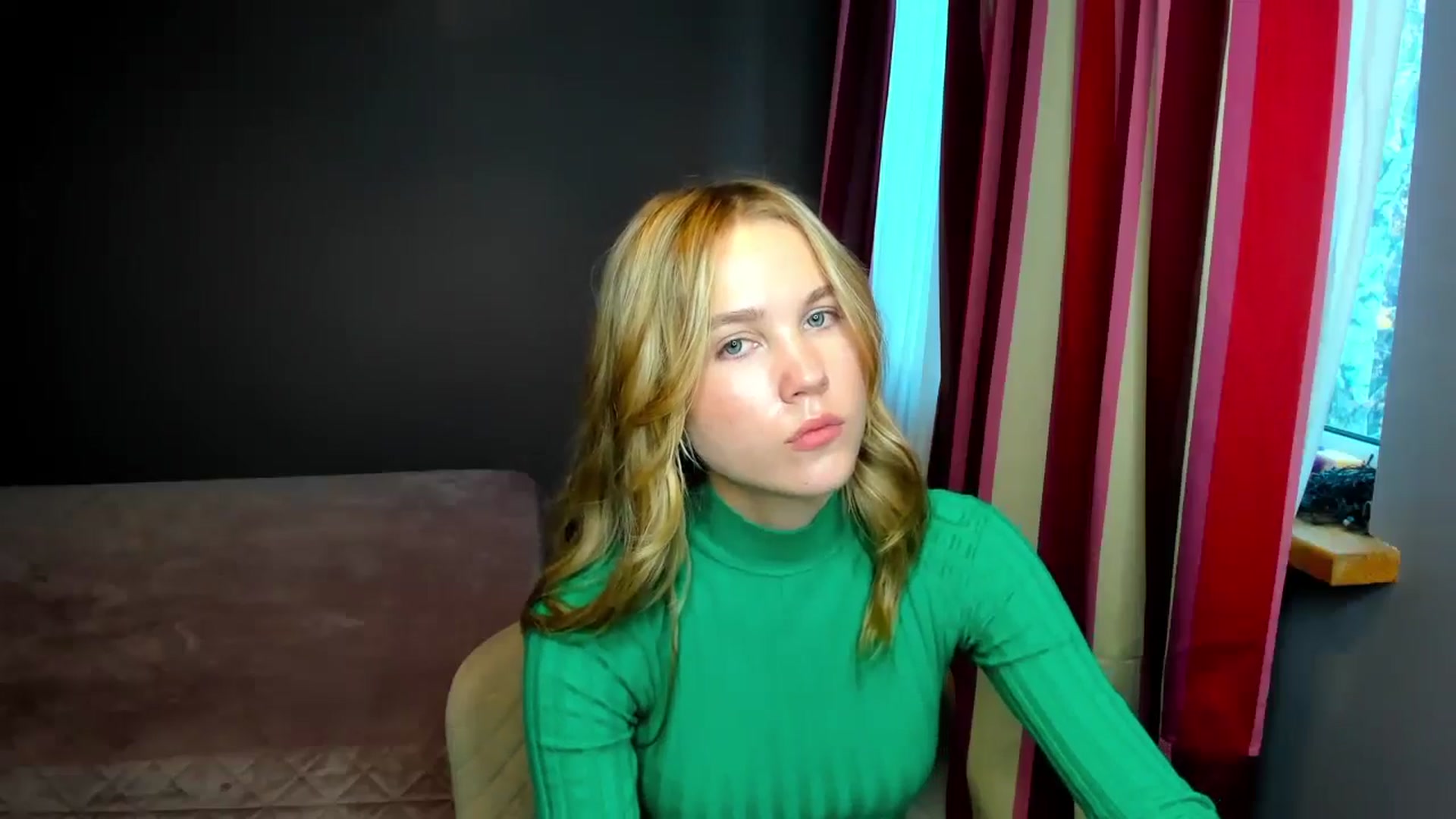 Gallery image thumbnail from Kate_Lewiss's myfreecams stream on, 11/16/2024, 13:28 image 9 of 20