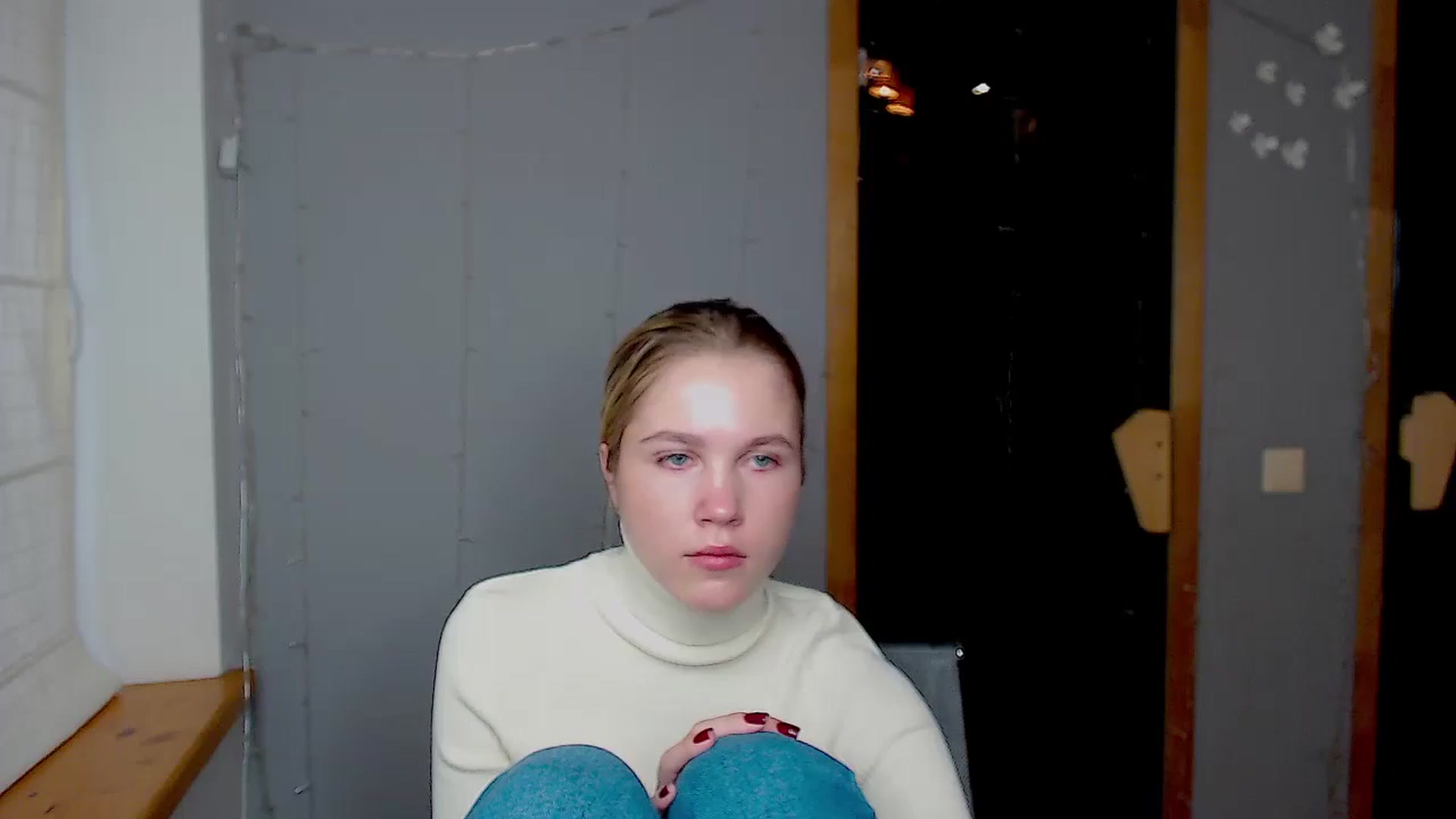 Gallery image thumbnail from Kate_Lewiss's myfreecams stream on, 11/18/2024, 07:42 image 7 of 20