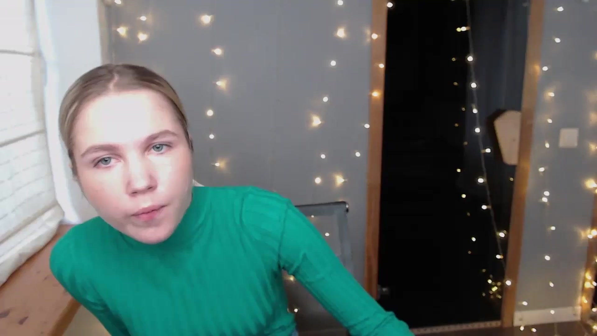 Gallery image thumbnail from Kate_Lewiss's myfreecams stream on, 11/20/2024, 07:36 image 3 of 20