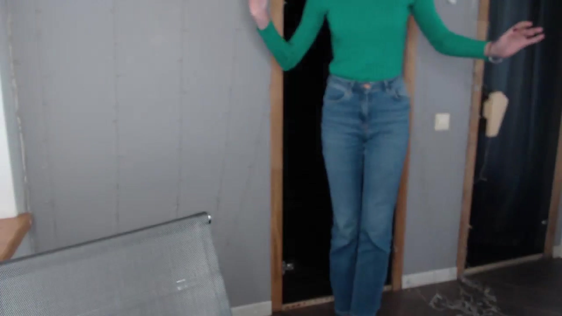 Gallery image thumbnail from Kate_Lewiss's myfreecams stream on, 11/20/2024, 07:36 image 12 of 20