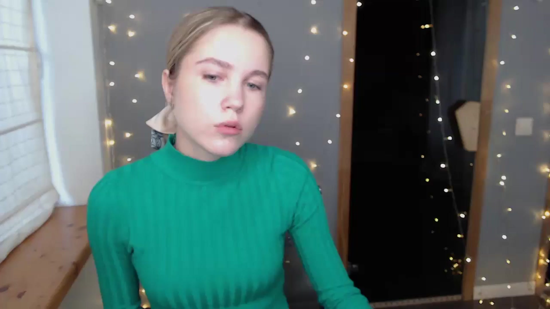 Gallery image thumbnail from Kate_Lewiss's myfreecams stream on, 11/20/2024, 07:36 image 6 of 20