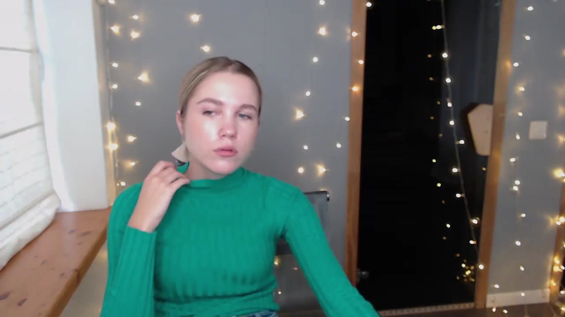 Gallery image thumbnail from Kate_Lewiss's myfreecams stream on, 11/20/2024, 07:36 image 2 of 20