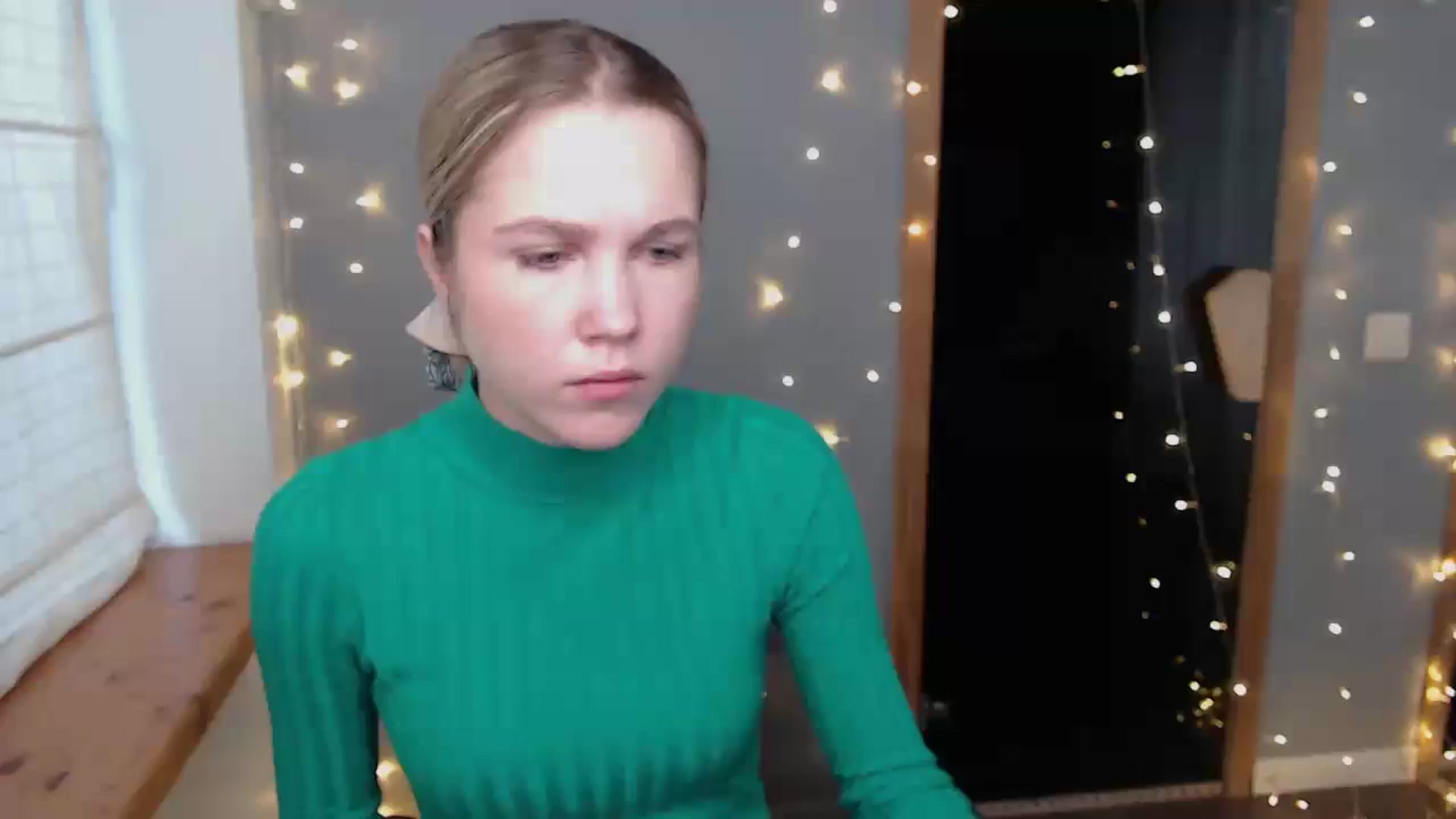Gallery image thumbnail from Kate_Lewiss's myfreecams stream on, 11/20/2024, 07:36 image 7 of 20