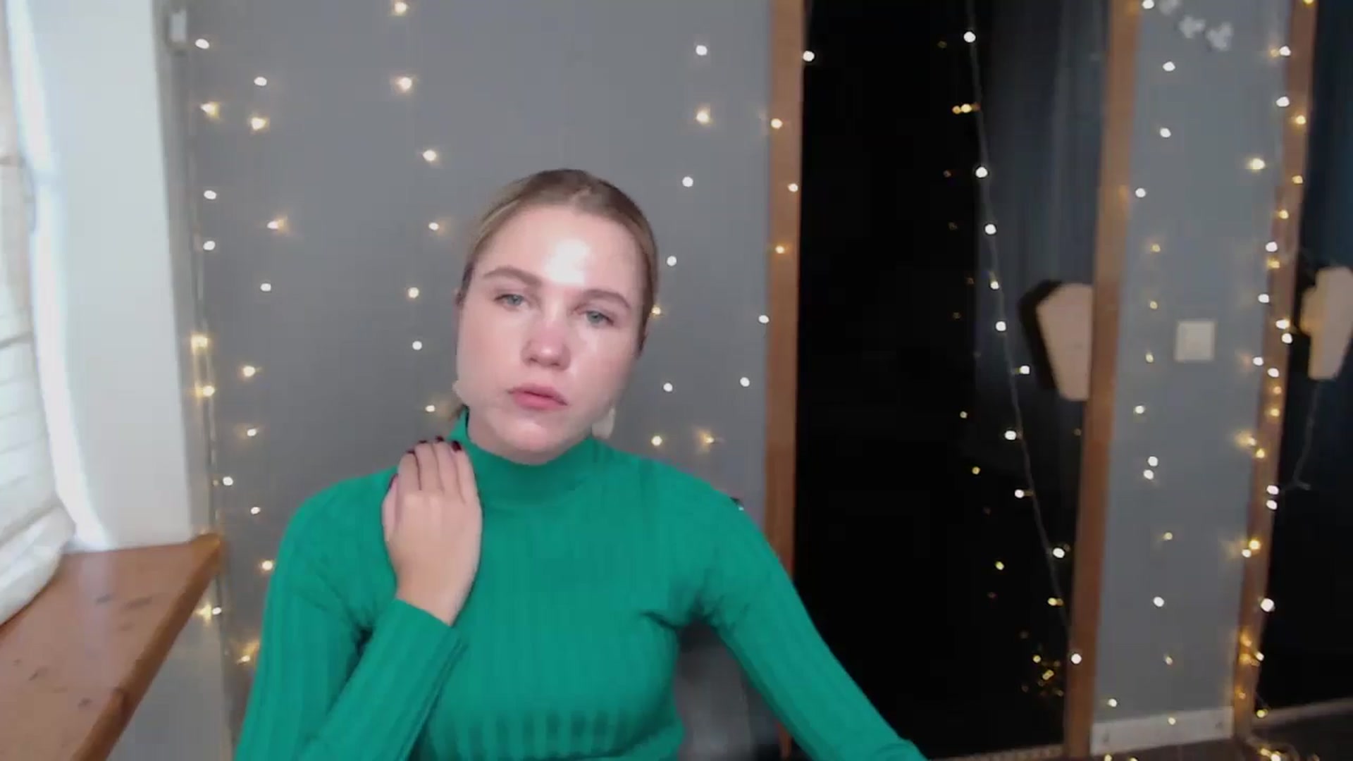 Gallery image thumbnail from Kate_Lewiss's myfreecams stream on, 11/20/2024, 09:03 image 8 of 20