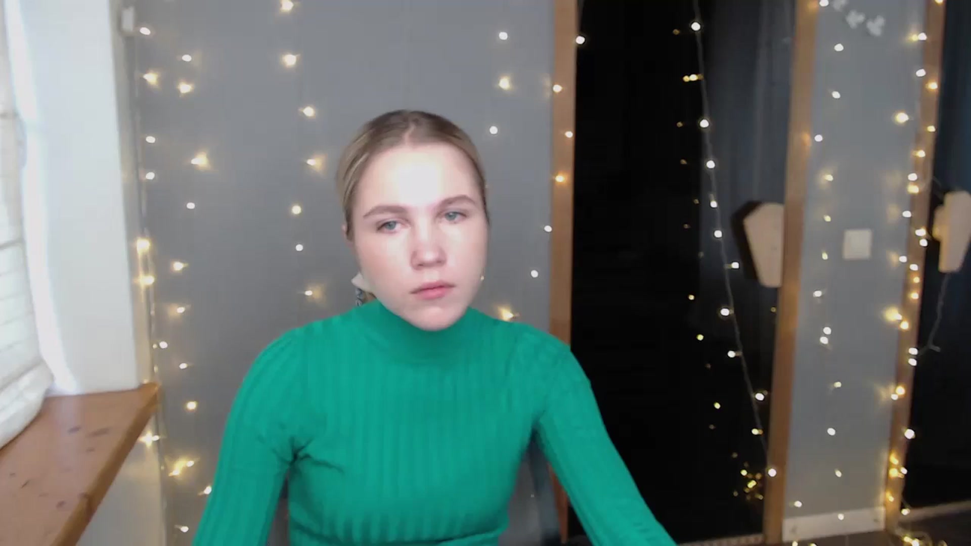 Gallery image thumbnail from Kate_Lewiss's myfreecams stream on, 11/20/2024, 09:03 image 5 of 20