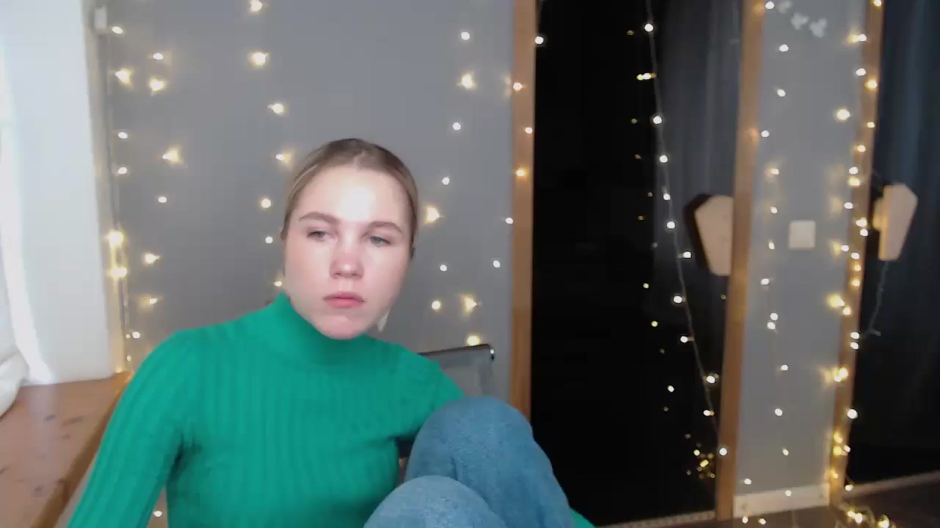 Gallery image thumbnail from Kate_Lewiss's myfreecams stream on, 11/20/2024, 09:03 image 12 of 20