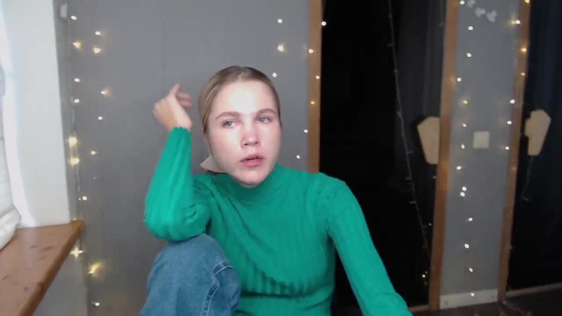 Gallery image thumbnail from Kate_Lewiss's myfreecams stream on, 11/20/2024, 12:04 image 7 of 20