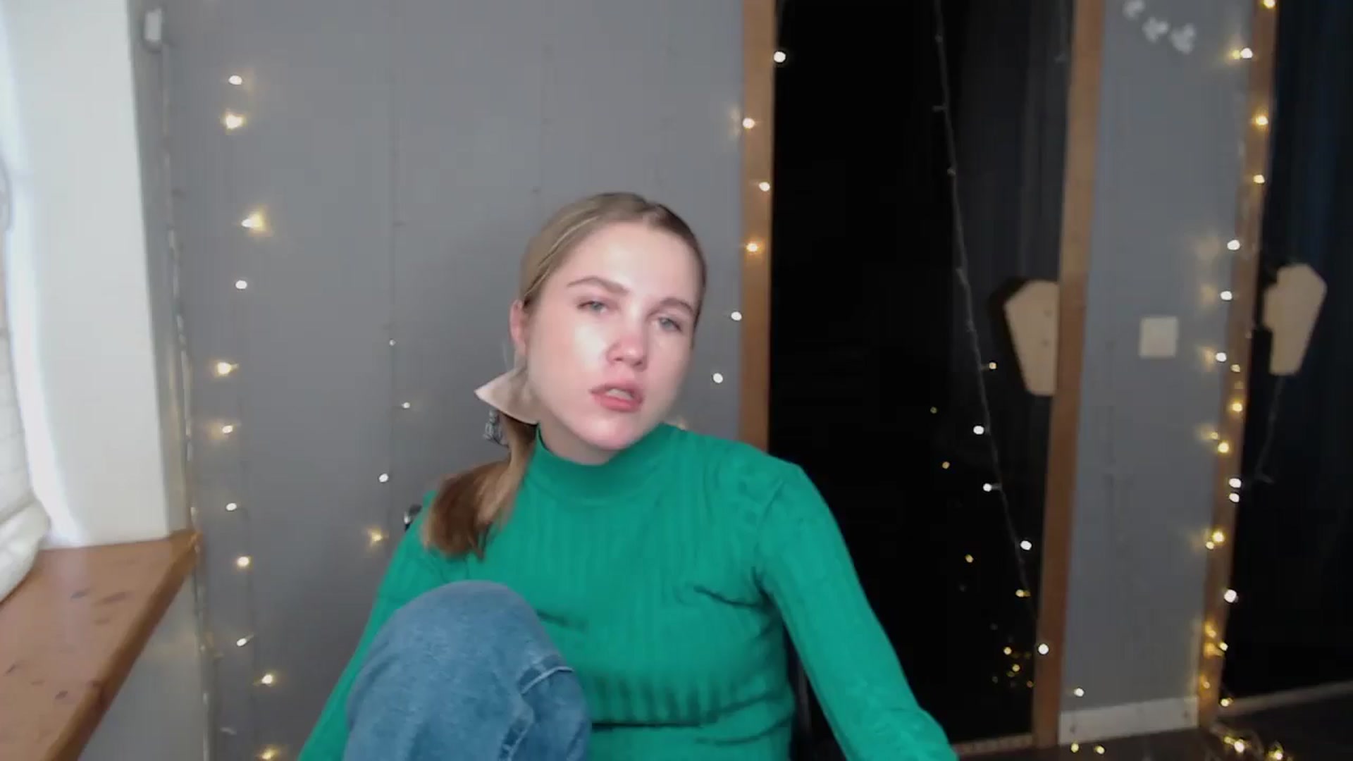 Gallery image thumbnail from Kate_Lewiss's myfreecams stream on, 11/20/2024, 12:04 image 8 of 20