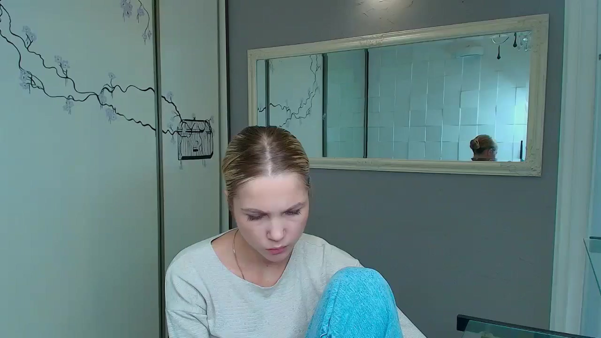 Gallery image thumbnail from Kate_Lewiss's myfreecams stream on, 11/22/2024, 08:01 image 1 of 20