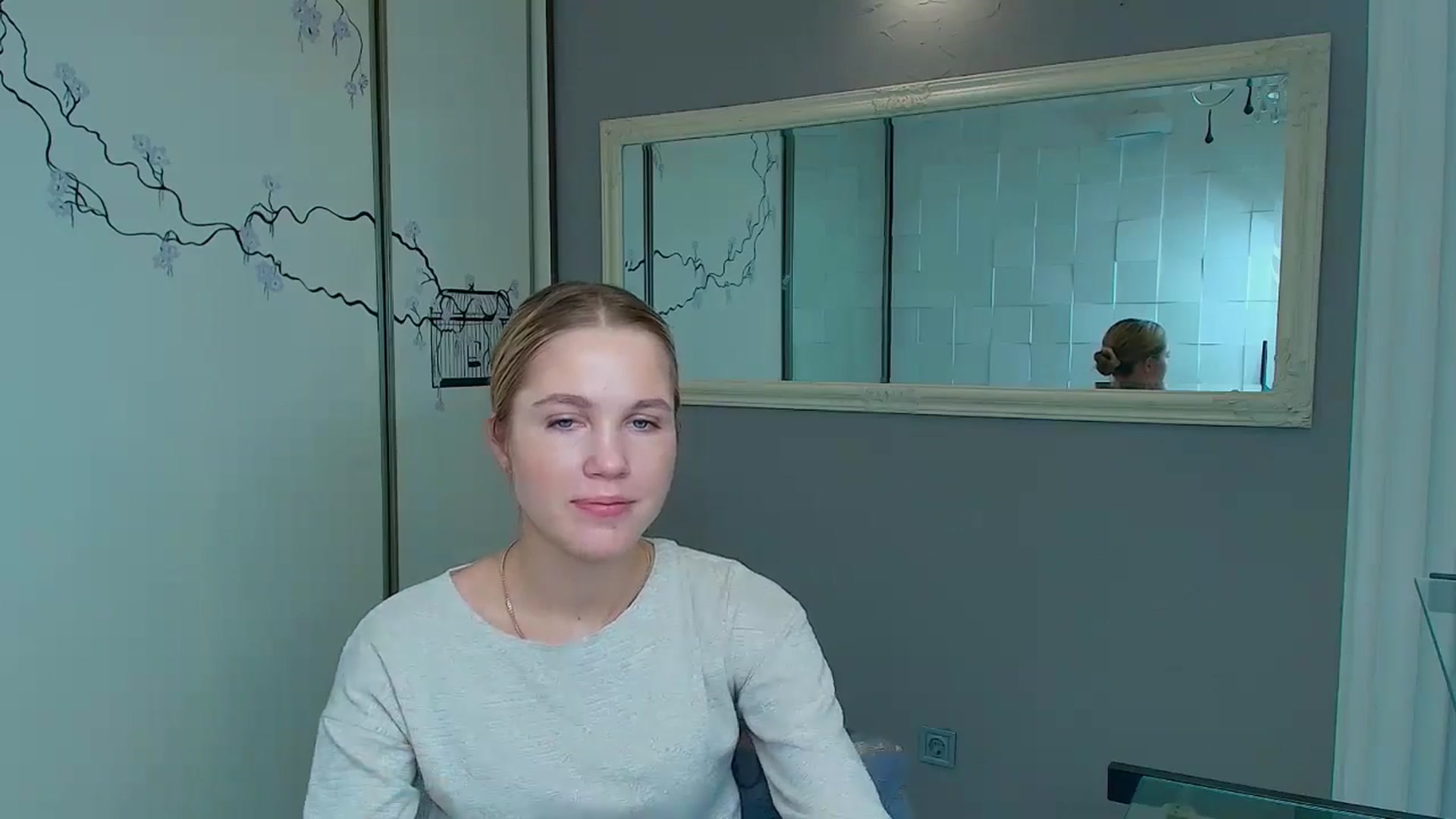 Gallery image thumbnail from Kate_Lewiss's myfreecams stream on, 11/22/2024, 11:20 image 2 of 20