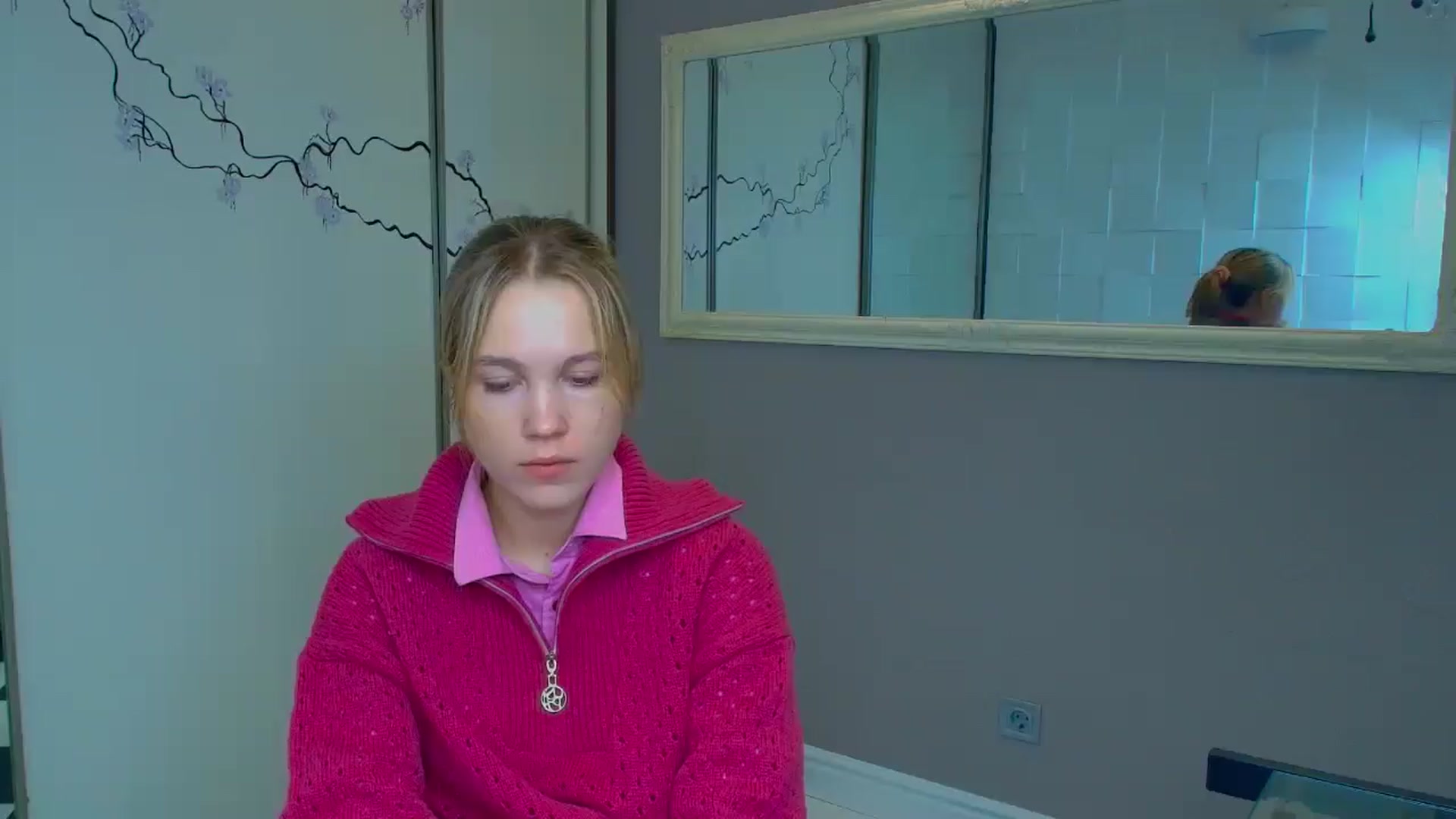 Gallery image thumbnail from Kate_Lewiss's myfreecams stream on, 11/25/2024, 08:11 image 1 of 20