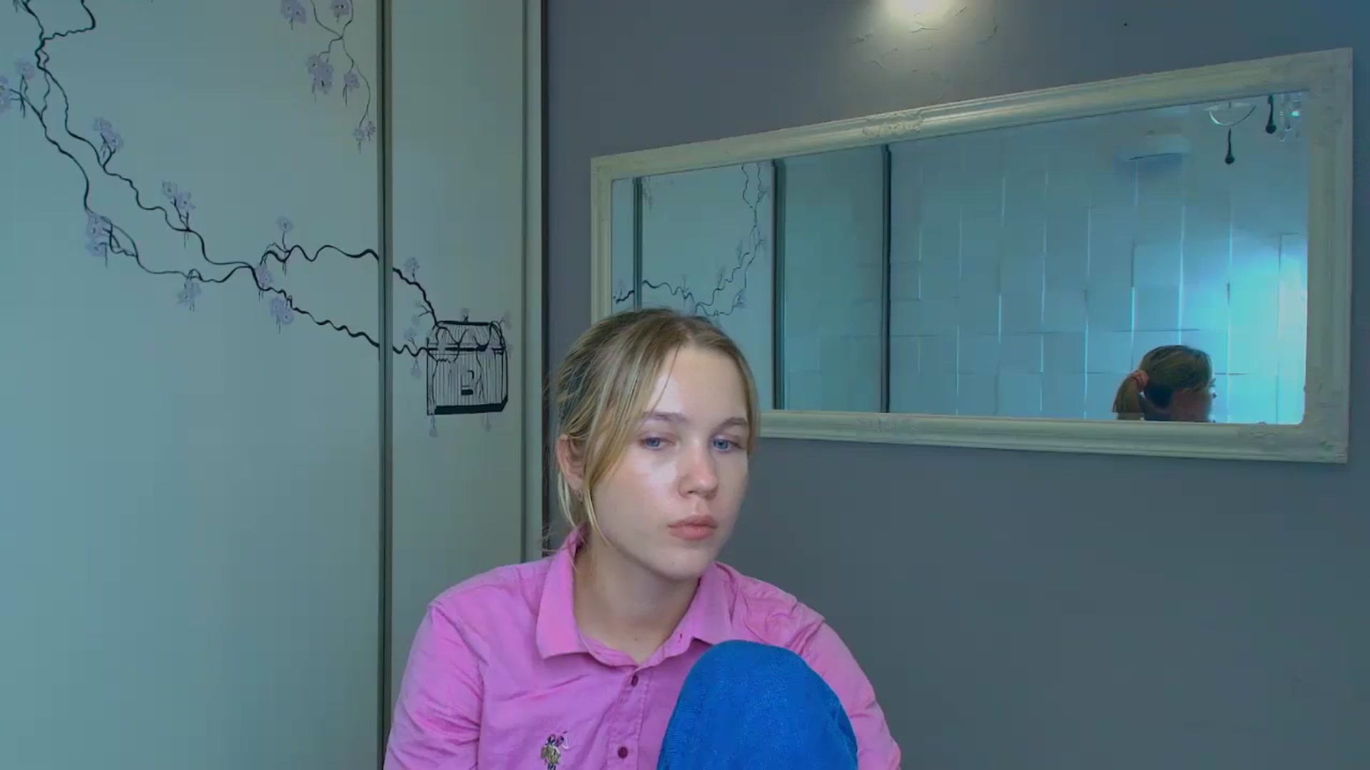 Gallery image thumbnail from Kate_Lewiss's myfreecams stream on, 11/25/2024, 10:37 image 15 of 20