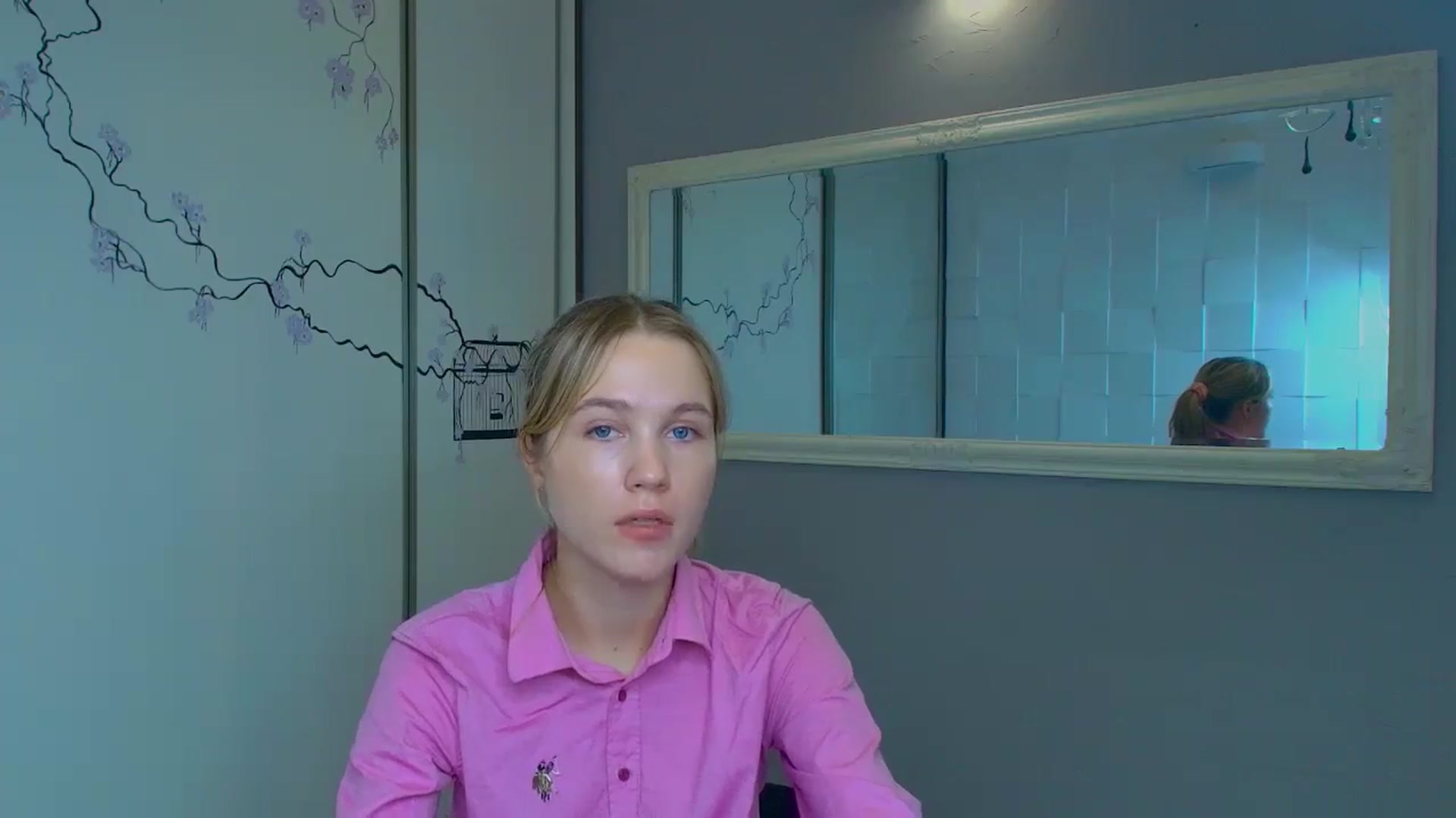 Gallery image thumbnail from Kate_Lewiss's myfreecams stream on, 11/25/2024, 10:37 image 8 of 20