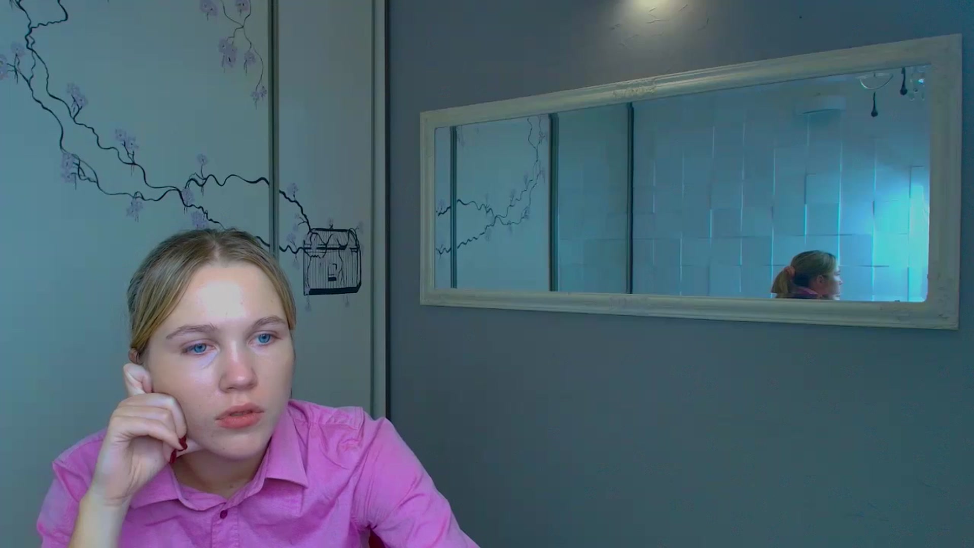 Gallery image thumbnail from Kate_Lewiss's myfreecams stream on, 11/25/2024, 12:07 image 3 of 20
