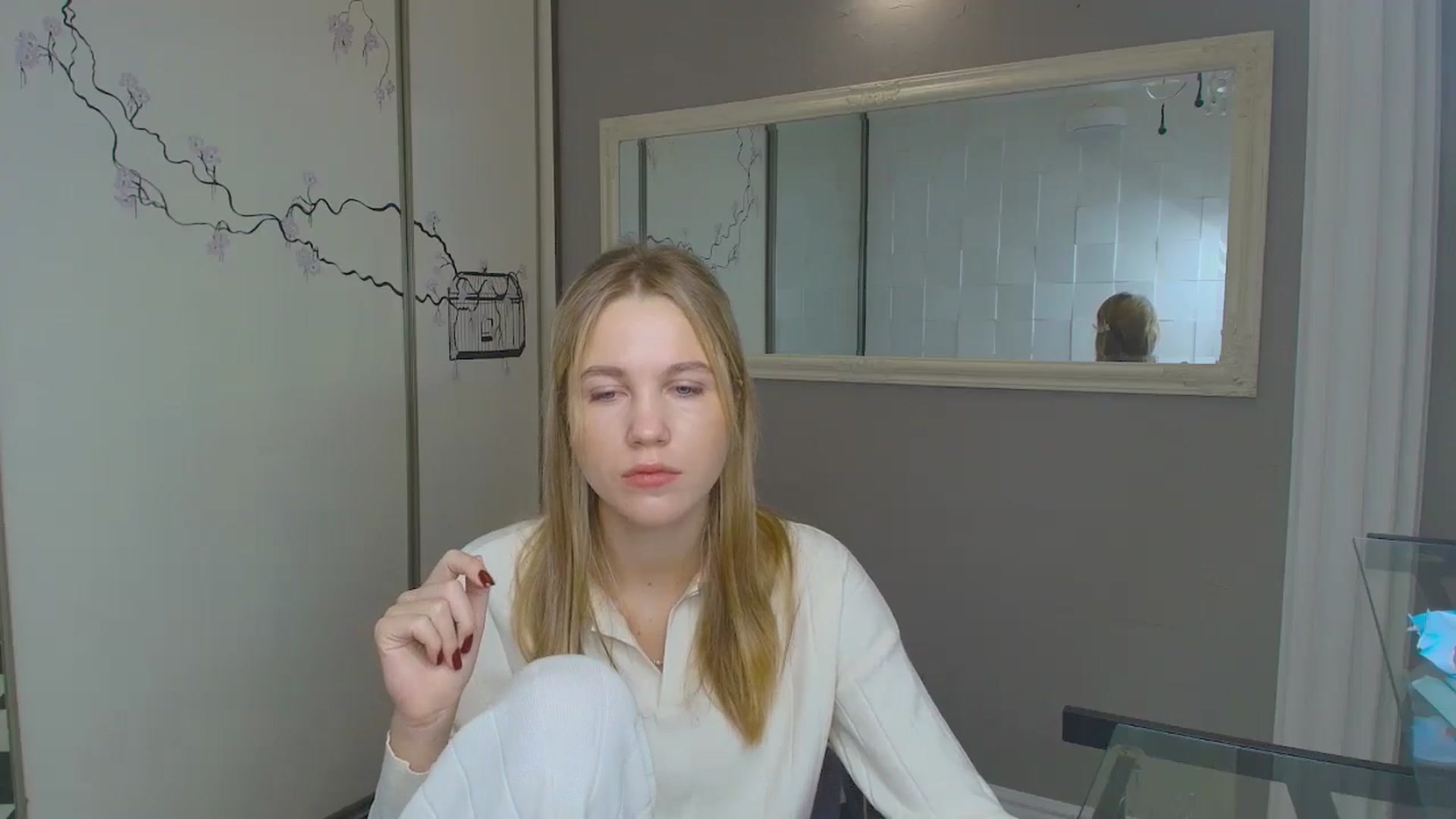 Gallery image thumbnail from Kate_Lewiss's myfreecams stream on, 11/26/2024, 08:20 image 12 of 20
