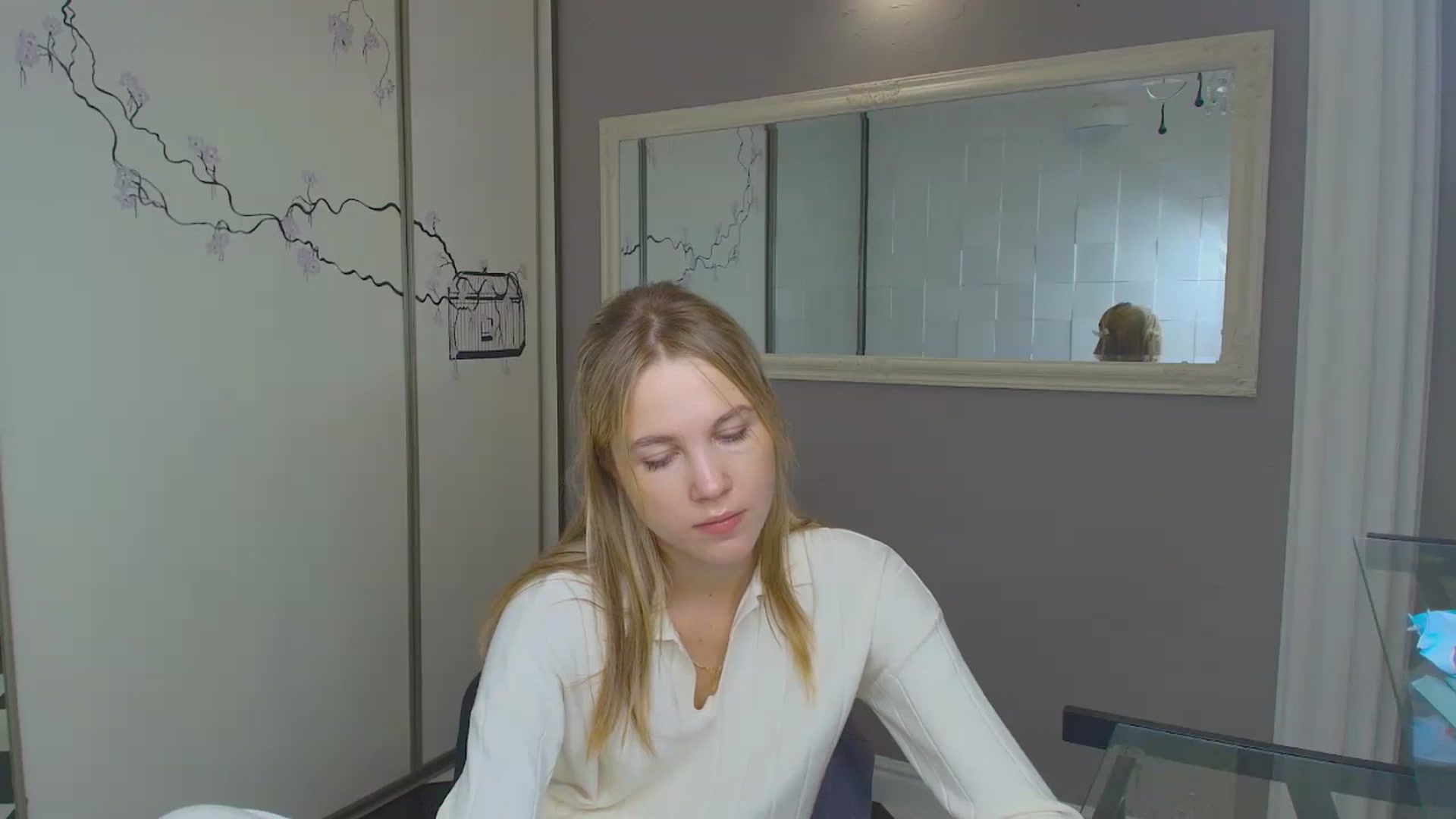 Gallery image thumbnail from Kate_Lewiss's myfreecams stream on, 11/26/2024, 09:19 image 19 of 20