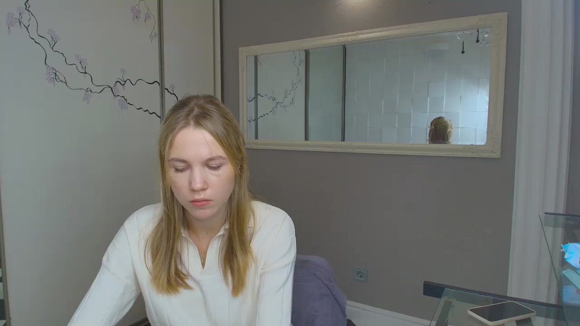Gallery image thumbnail from Kate_Lewiss's myfreecams stream on, 11/26/2024, 09:19 image 2 of 20