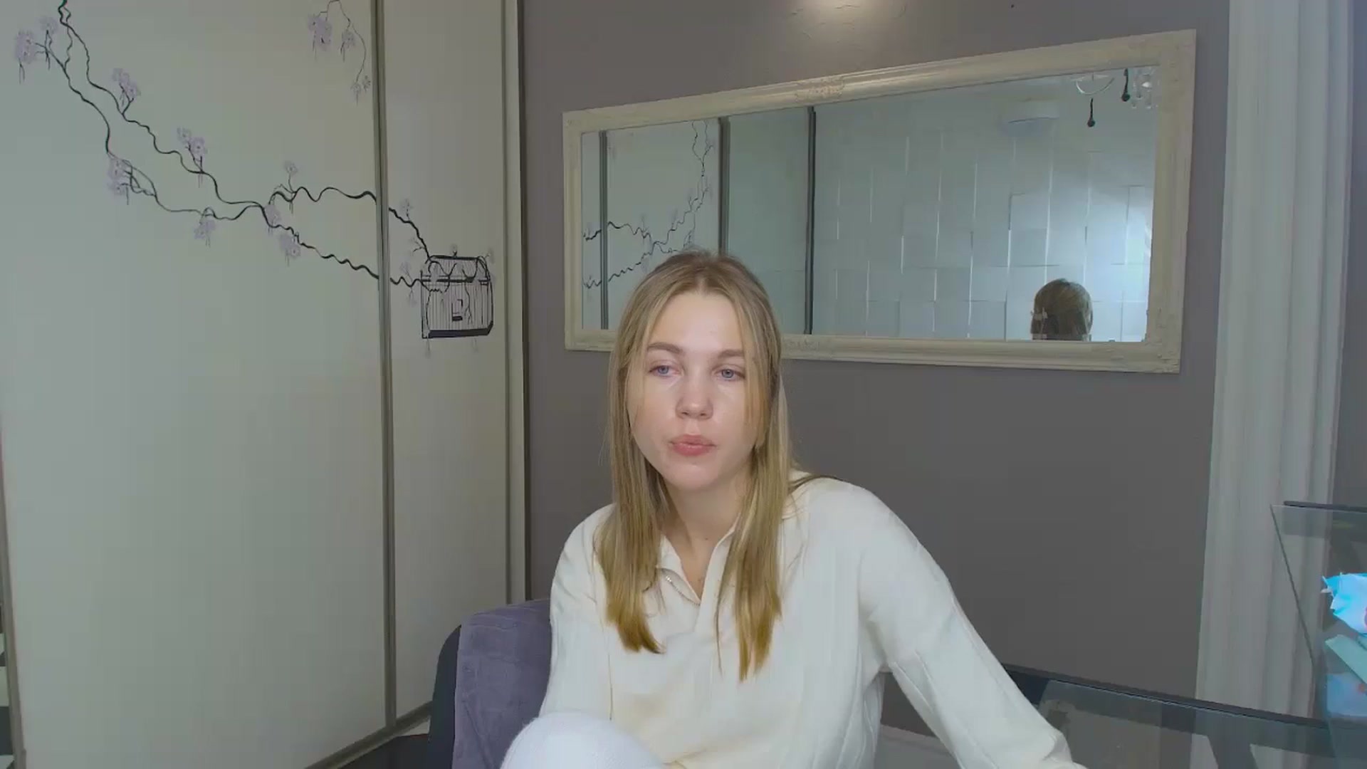 Gallery image thumbnail from Kate_Lewiss's myfreecams stream on, 11/26/2024, 10:47 image 4 of 20