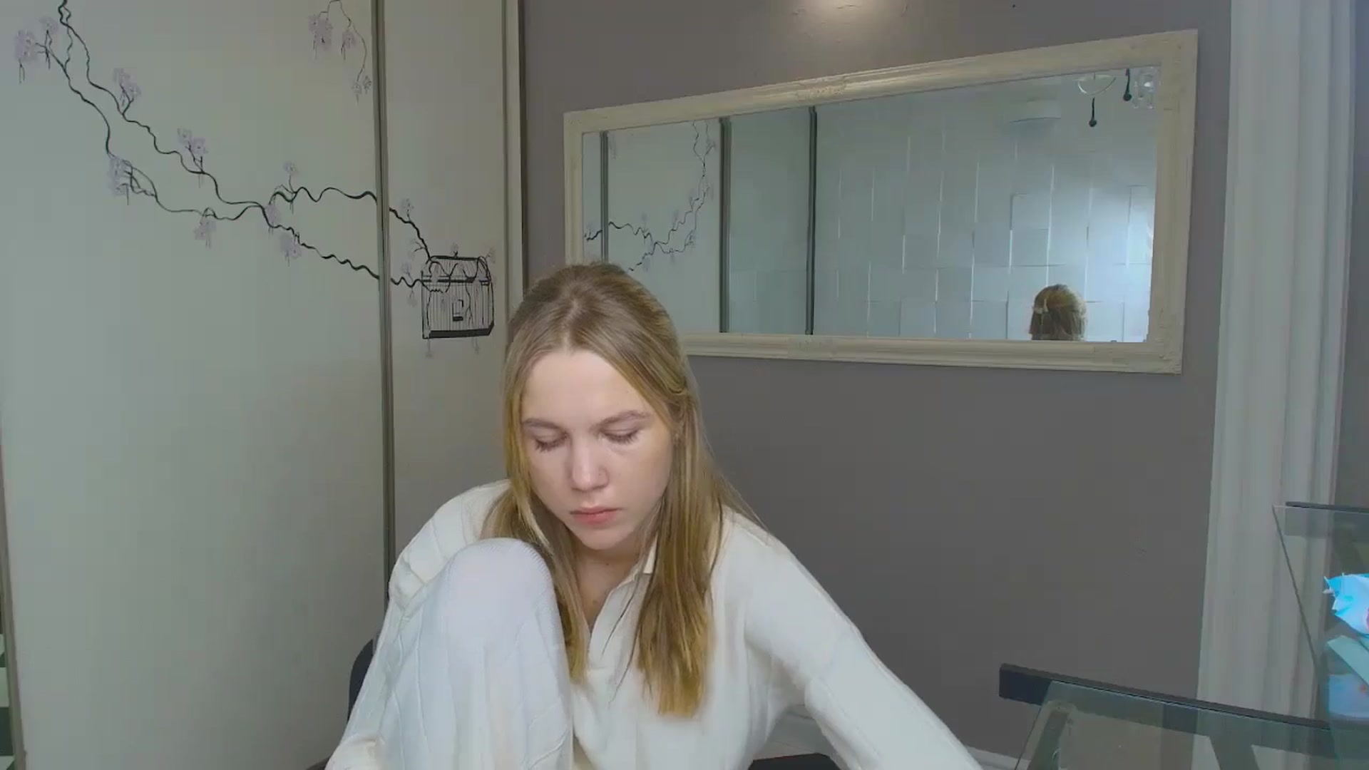 Gallery image thumbnail from Kate_Lewiss's myfreecams stream on, 11/26/2024, 11:29 image 18 of 20