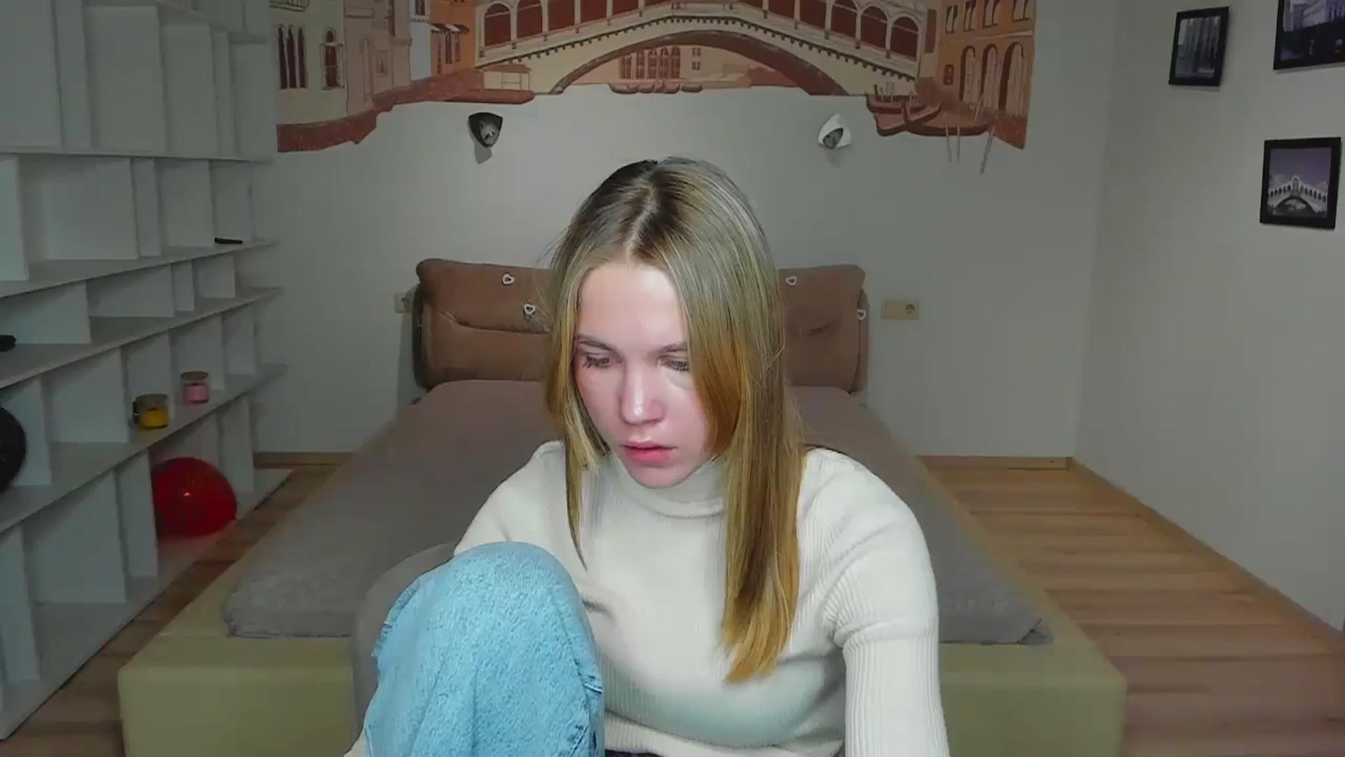 Gallery image thumbnail from Kate_Lewiss's myfreecams stream on, 11/28/2024, 07:55 image 3 of 20