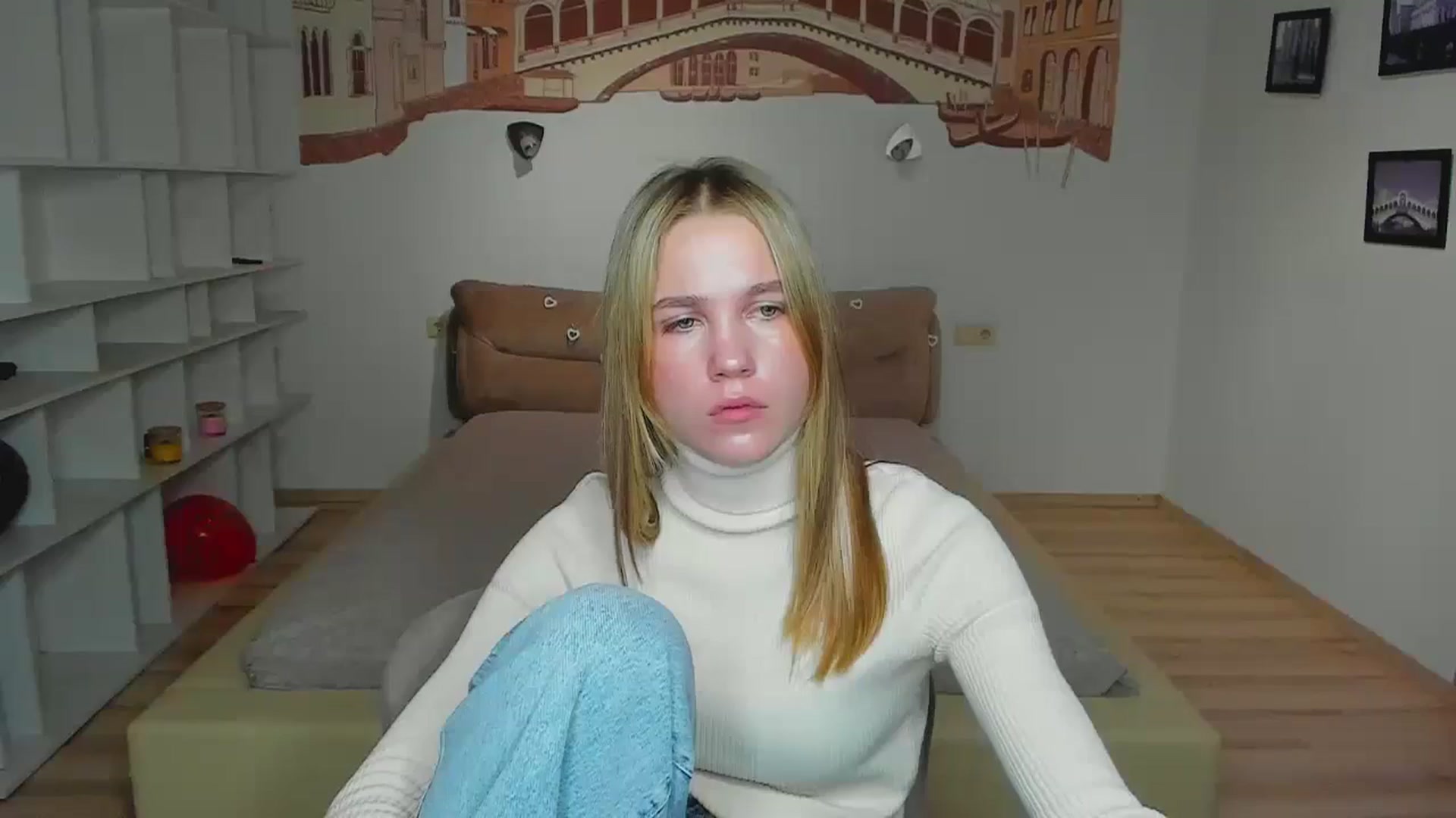 Gallery image thumbnail from Kate_Lewiss's myfreecams stream on, 11/28/2024, 07:55 image 18 of 20